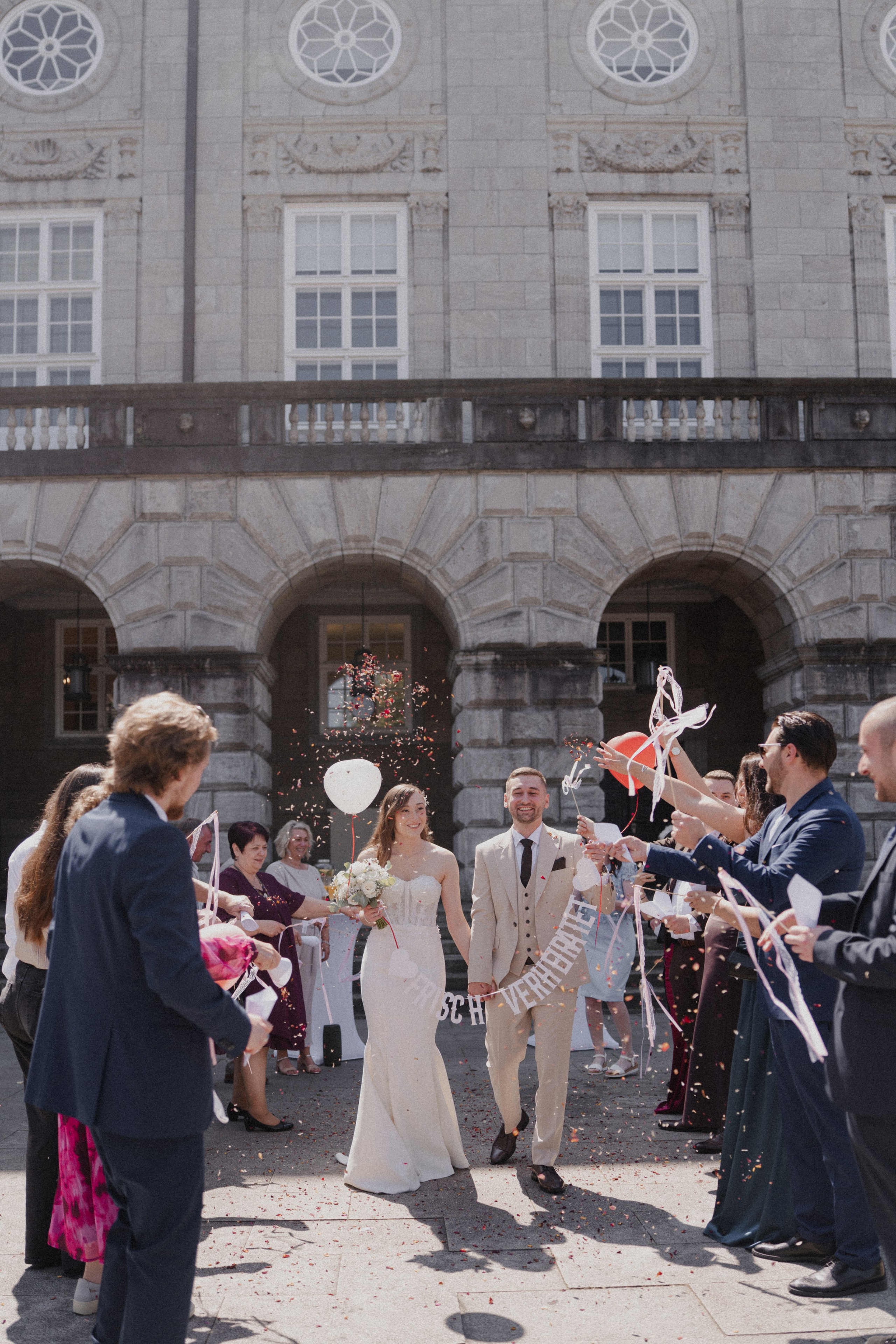 Anton & Jessica I Rathaus Mülheim an der Ruhr. Hochzeitsfotografin Bochum | Halyna Reiche Fotografie NRW