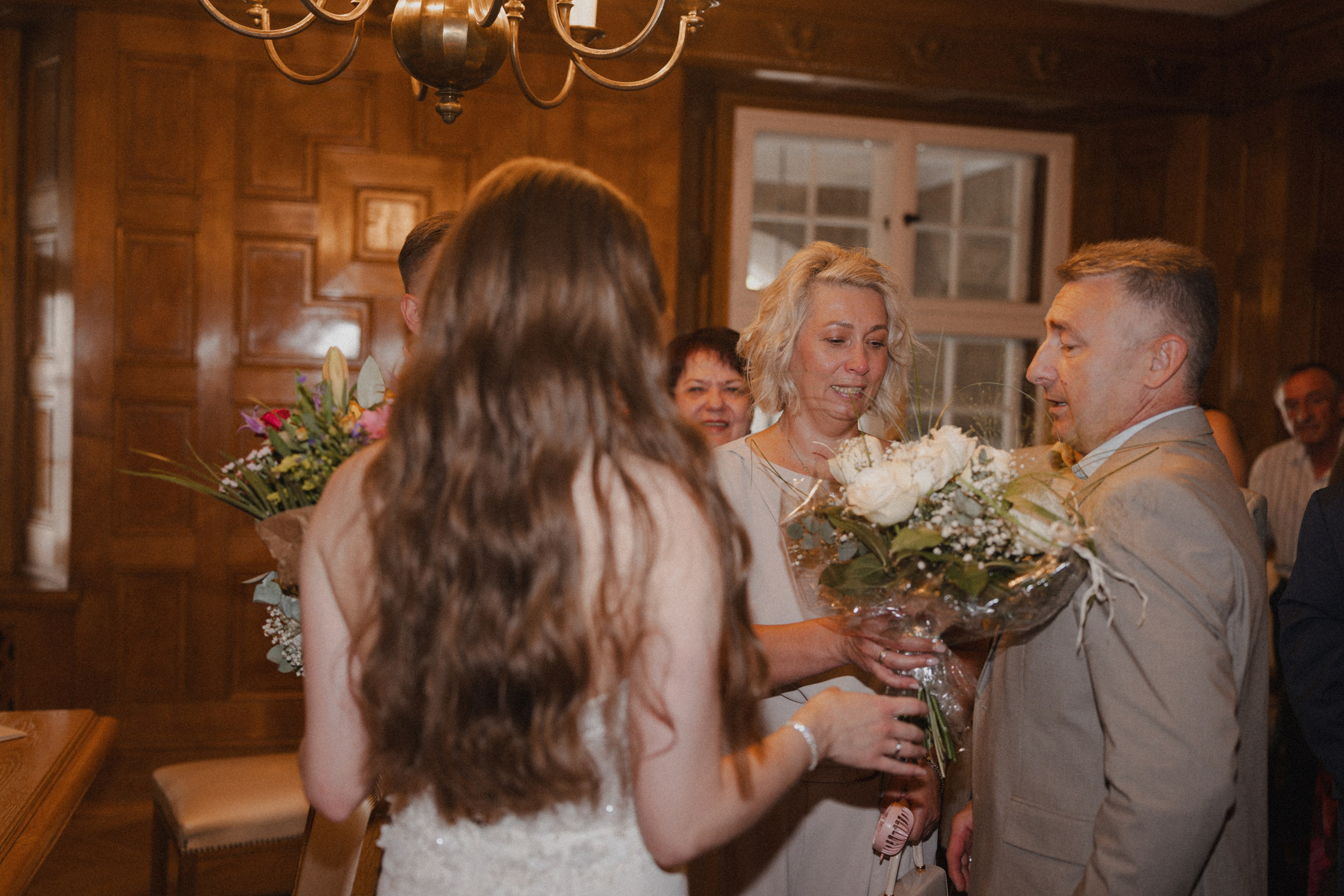 Anton & Jessica I Rathaus Mülheim an der Ruhr. Hochzeitsfotografin Bochum | Halyna Reiche Fotografie NRW