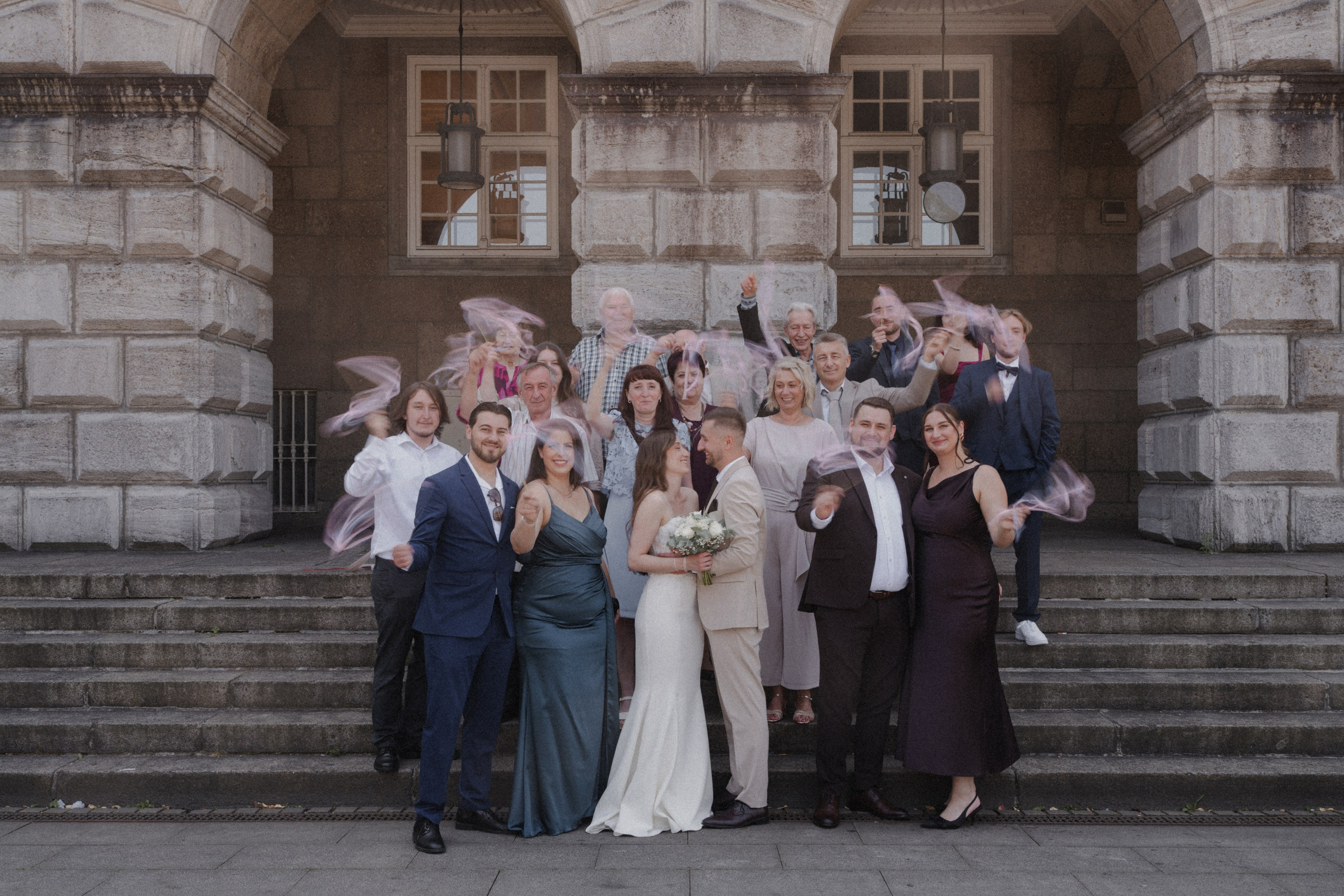 Anton & Jessica I Rathaus Mülheim an der Ruhr. Hochzeitsfotografin Bochum | Halyna Reiche Fotografie NRW