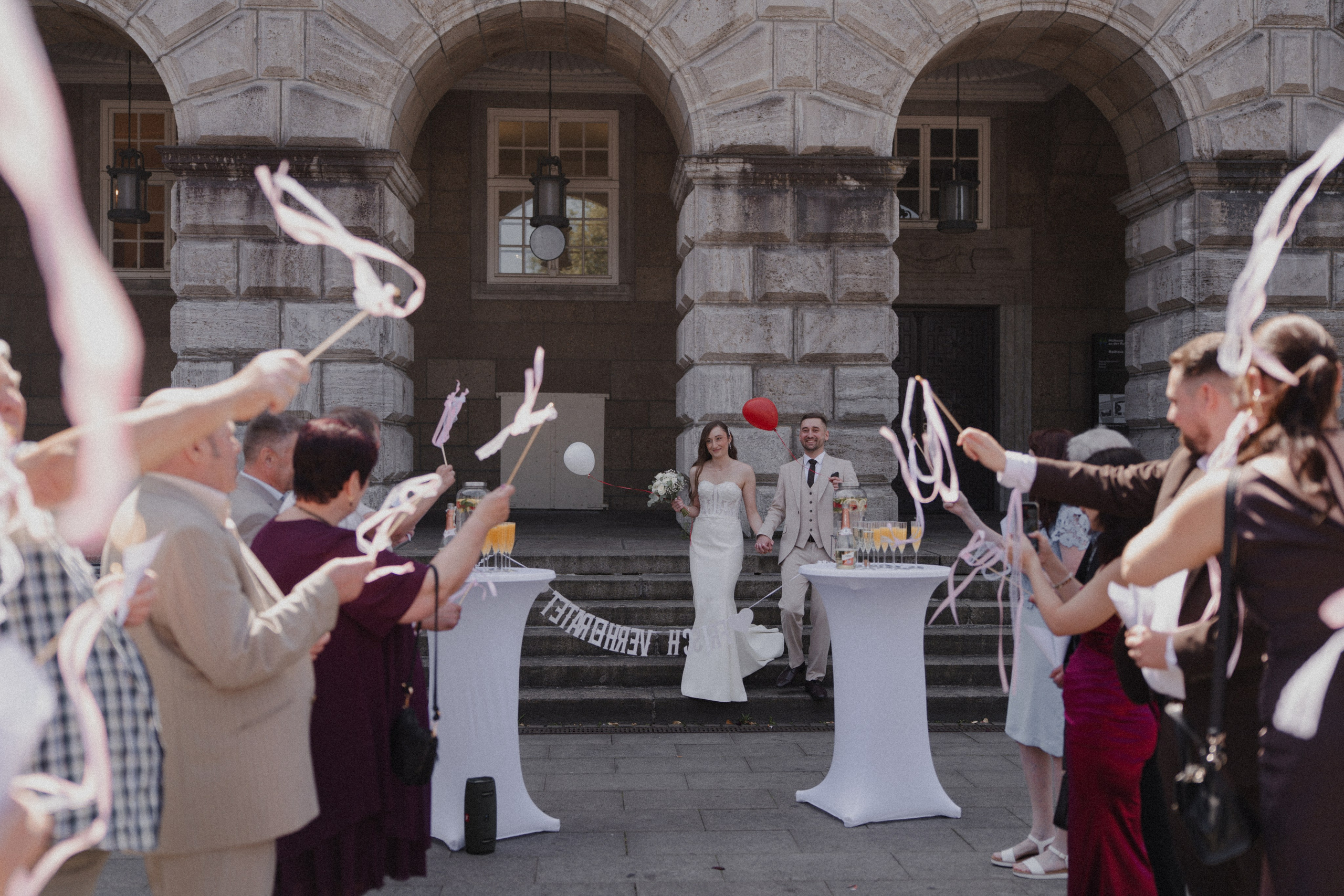 Anton & Jessica I Rathaus Mülheim an der Ruhr. Hochzeitsfotografin Bochum | Halyna Reiche Fotografie NRW