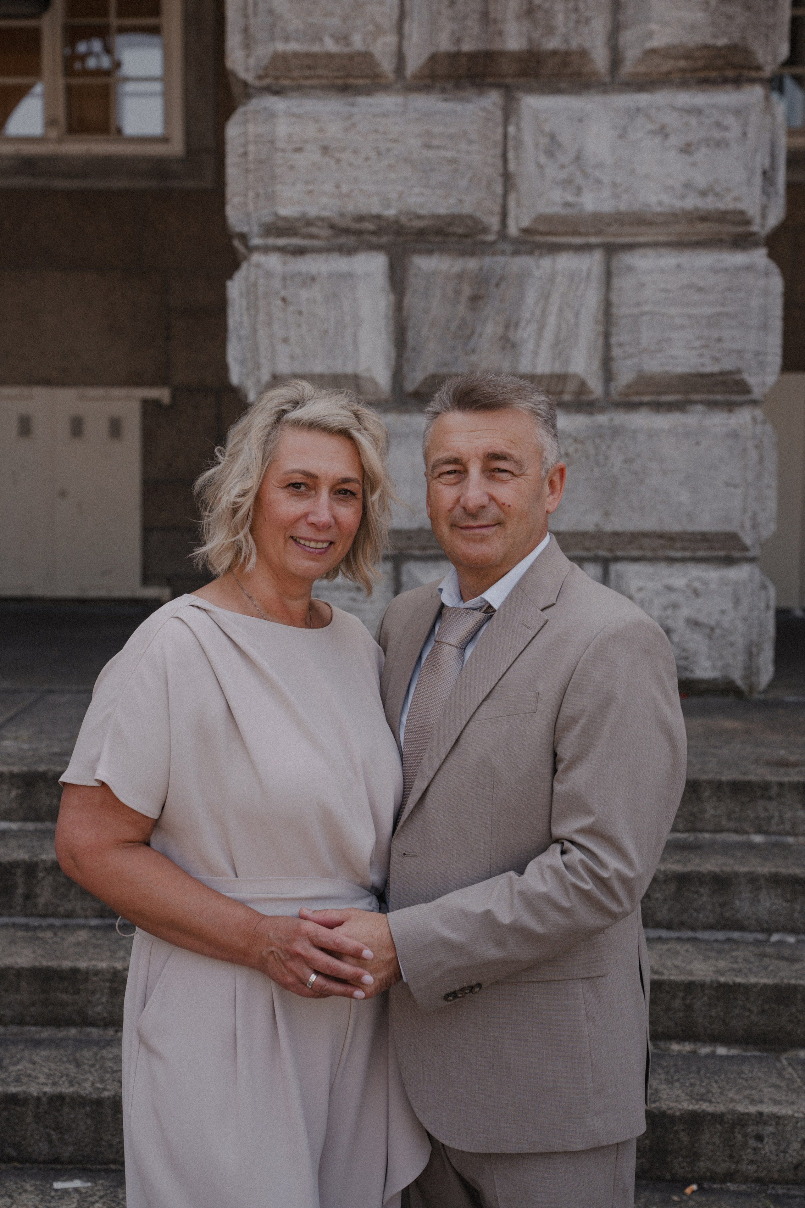 Anton & Jessica I Rathaus Mülheim an der Ruhr. Hochzeitsfotografin Bochum | Halyna Reiche Fotografie NRW