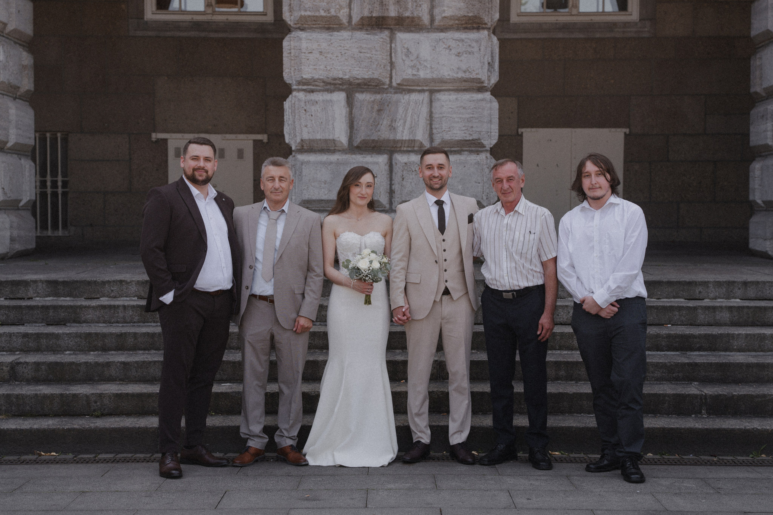 Anton & Jessica I Rathaus Mülheim an der Ruhr. Hochzeitsfotografin Bochum | Halyna Reiche Fotografie NRW