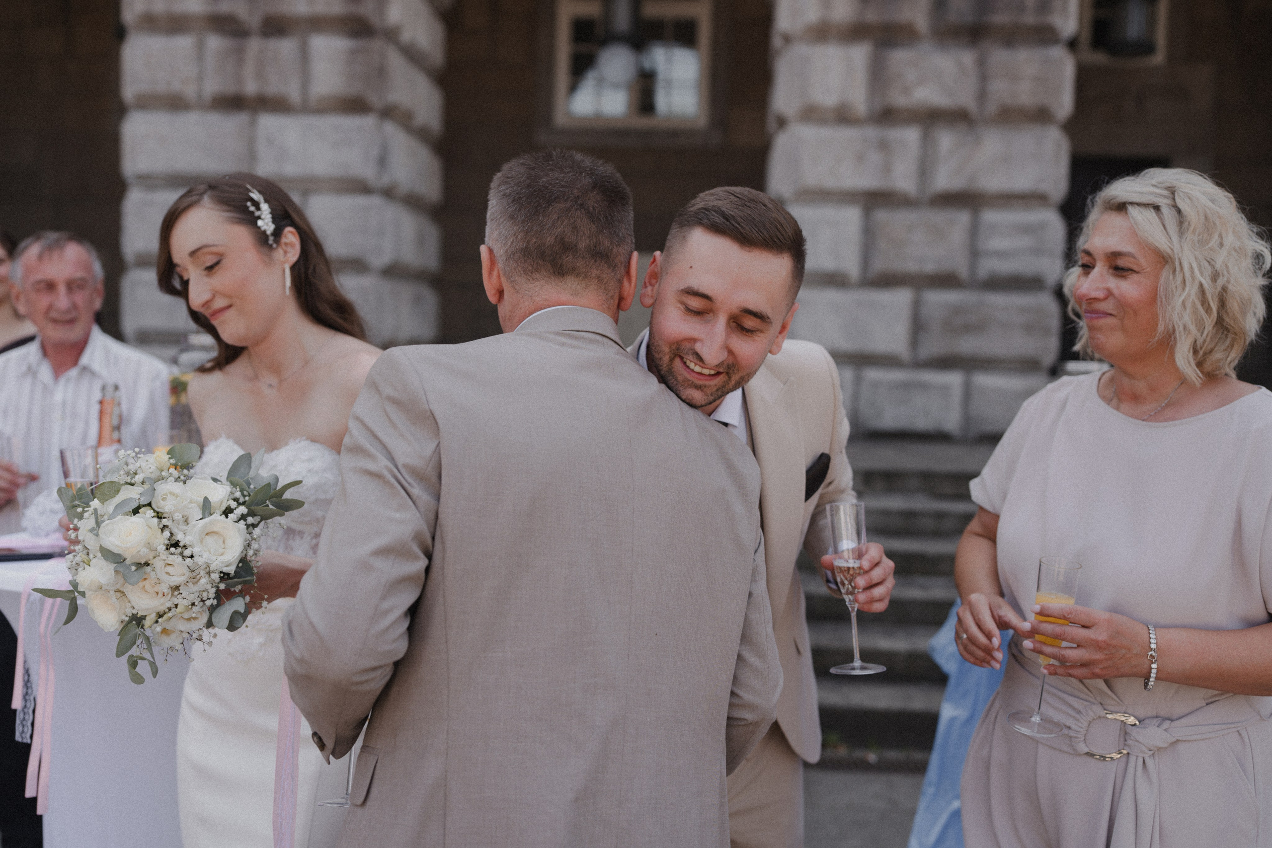 Anton & Jessica I Rathaus Mülheim an der Ruhr. Hochzeitsfotografin Bochum | Halyna Reiche Fotografie NRW