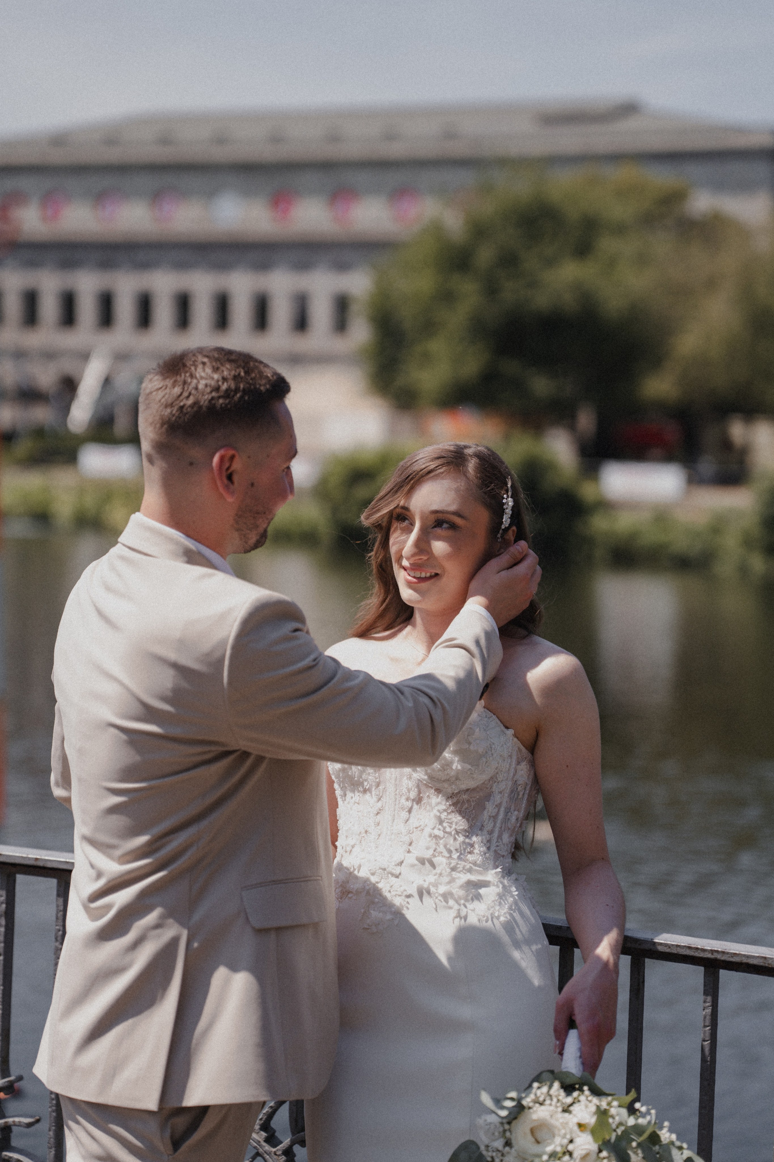 Anton & Jessica I Rathaus Mülheim an der Ruhr. Hochzeitsfotografin Bochum | Halyna Reiche Fotografie NRW