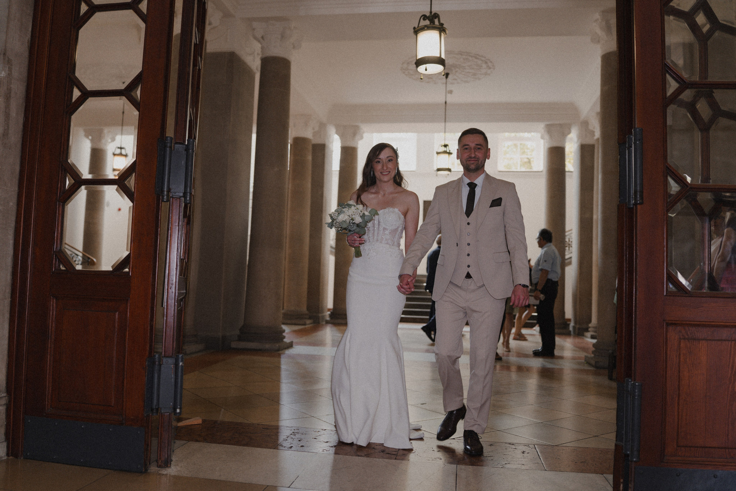 Anton & Jessica I Rathaus Mülheim an der Ruhr. Hochzeitsfotografin Bochum | Halyna Reiche Fotografie NRW