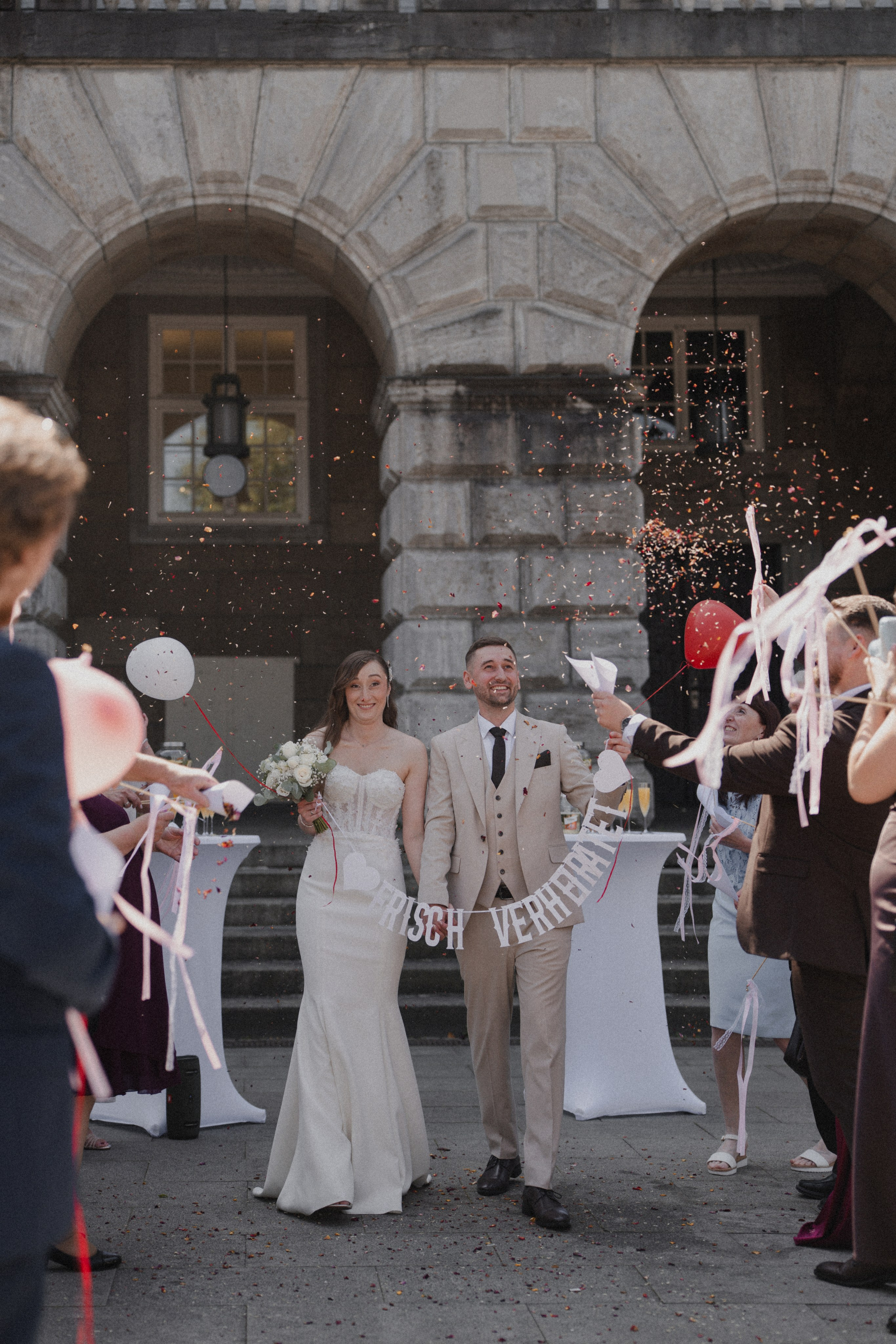 Anton & Jessica I Rathaus Mülheim an der Ruhr. Hochzeitsfotografin Bochum | Halyna Reiche Fotografie NRW