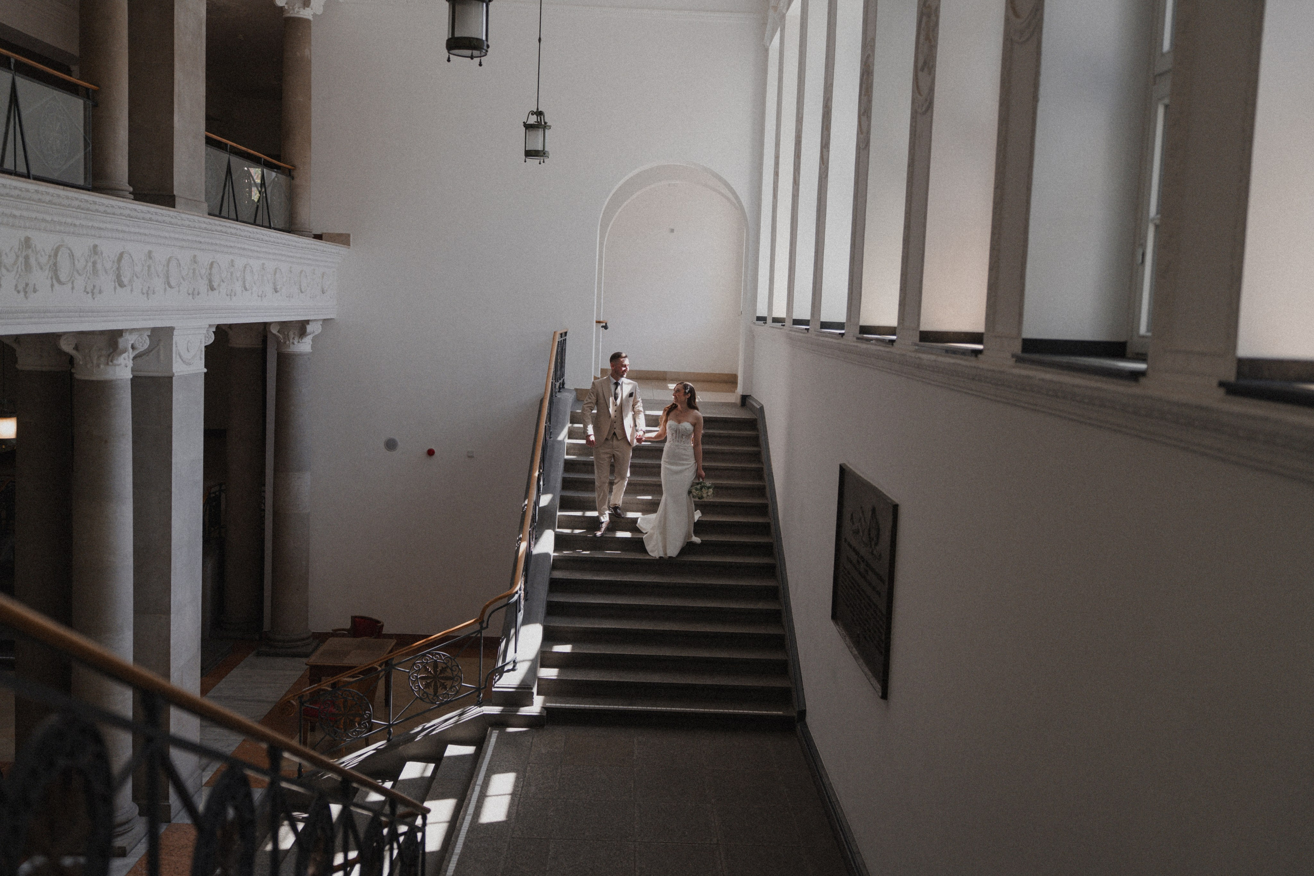 Anton & Jessica I Rathaus Mülheim an der Ruhr. Hochzeitsfotografin Bochum | Halyna Reiche Fotografie NRW