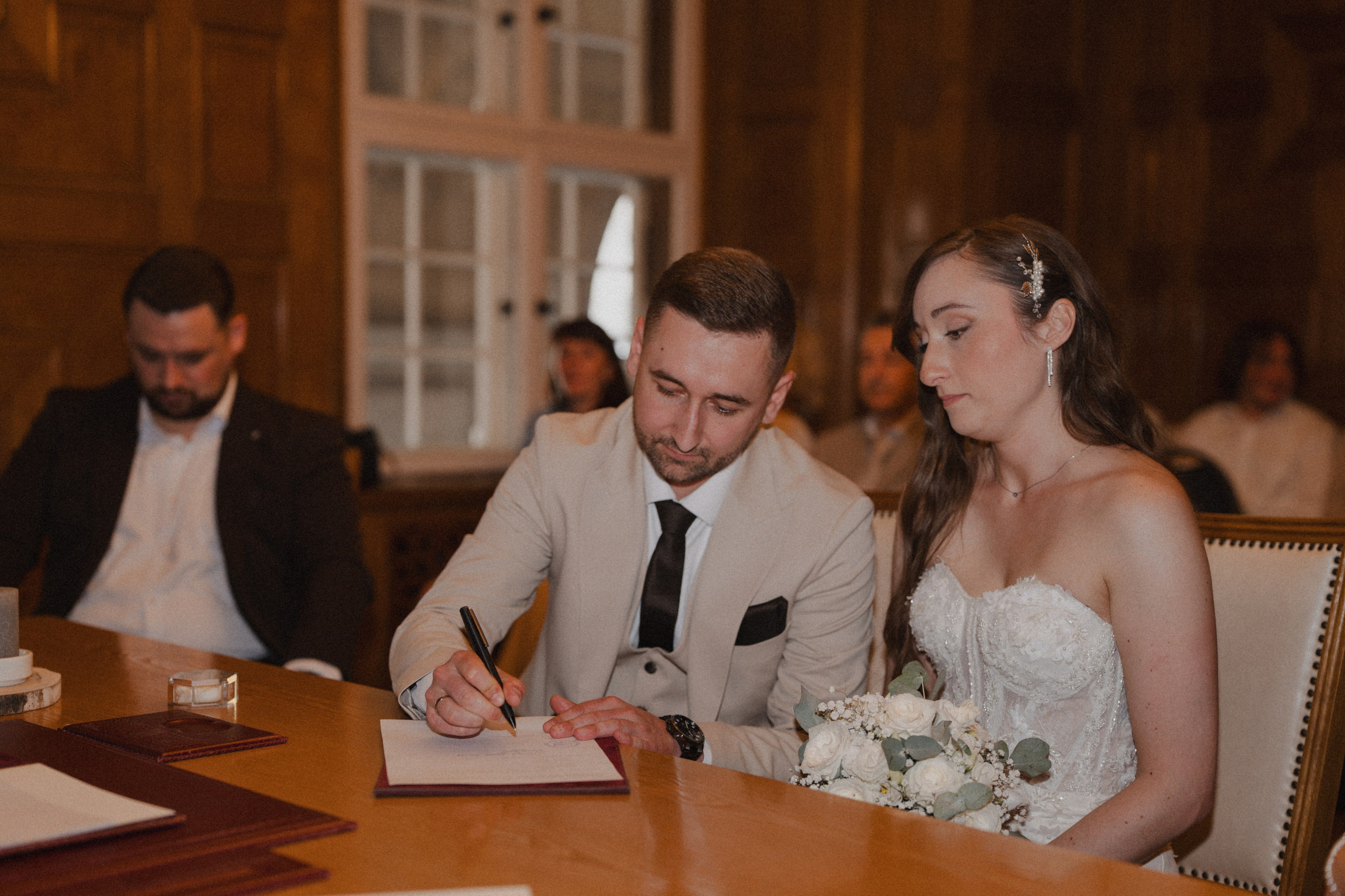 Anton & Jessica I Rathaus Mülheim an der Ruhr. Hochzeitsfotografin Bochum | Halyna Reiche Fotografie NRW