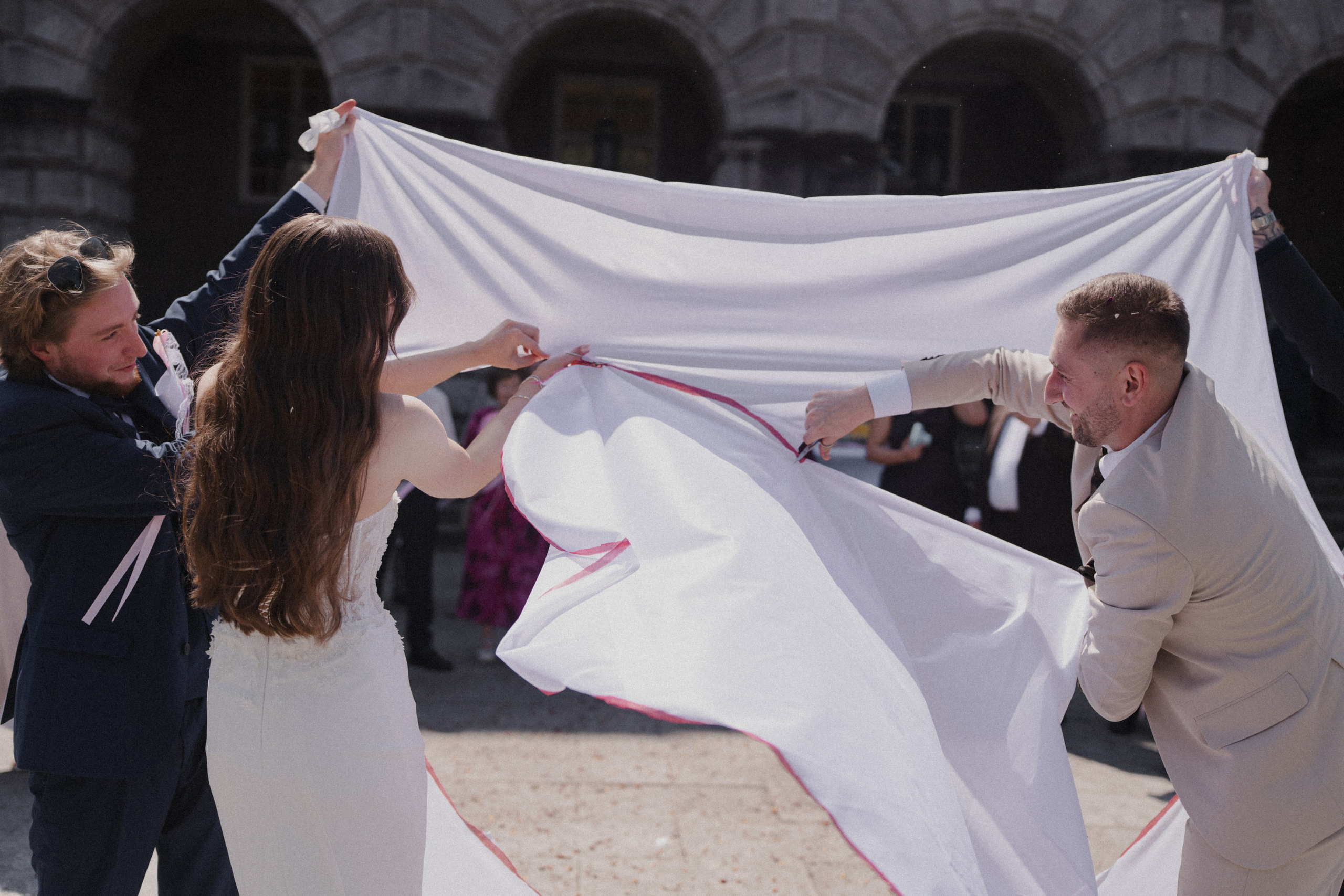 Anton & Jessica I Rathaus Mülheim an der Ruhr. Hochzeitsfotografin Bochum | Halyna Reiche Fotografie NRW