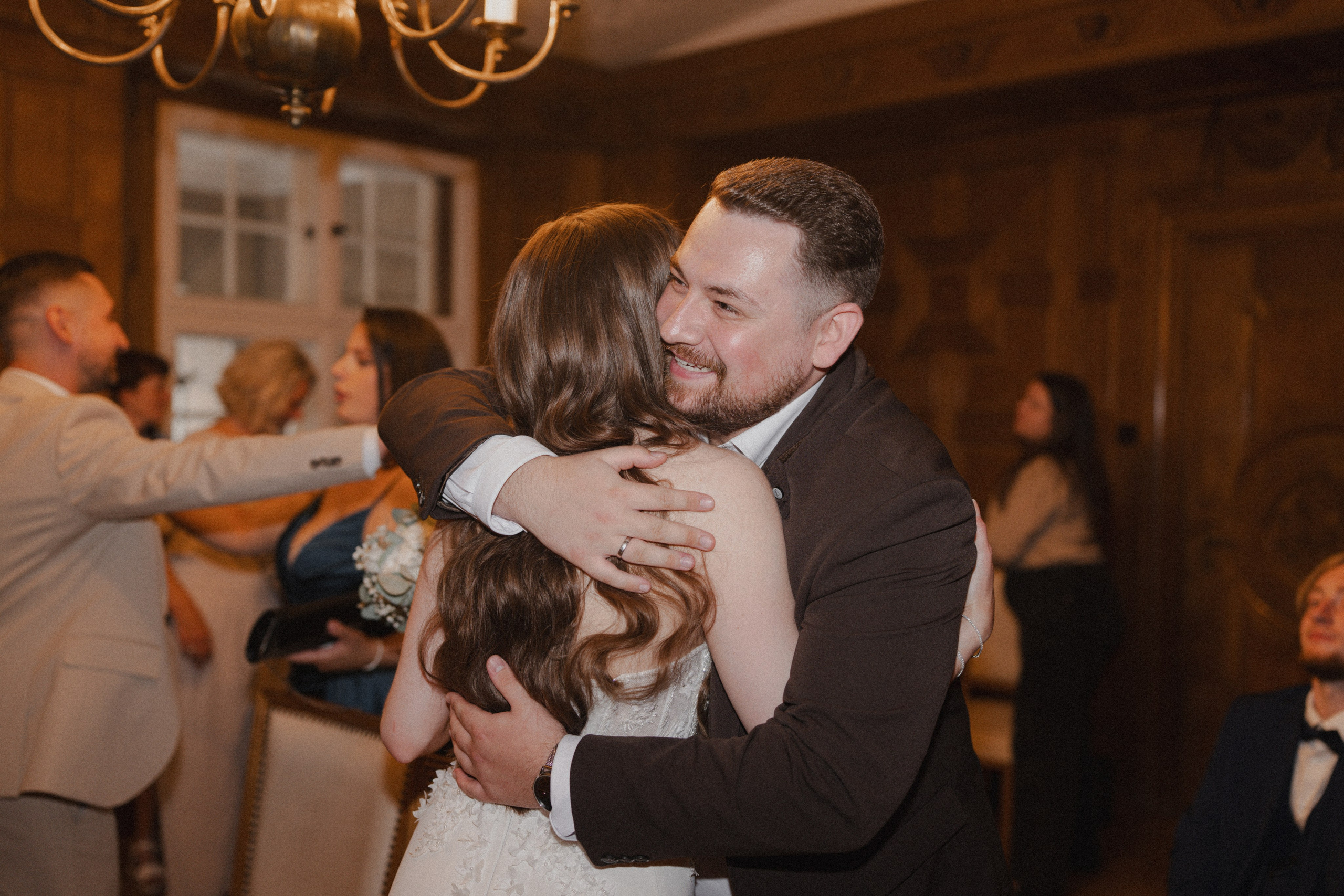 Anton & Jessica I Rathaus Mülheim an der Ruhr. Hochzeitsfotografin Bochum | Halyna Reiche Fotografie NRW
