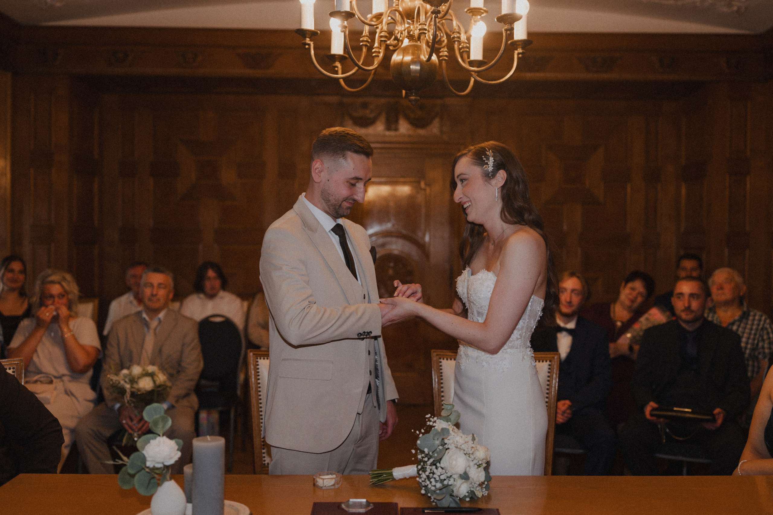 Anton & Jessica I Rathaus Mülheim an der Ruhr. Hochzeitsfotografin Bochum | Halyna Reiche Fotografie NRW