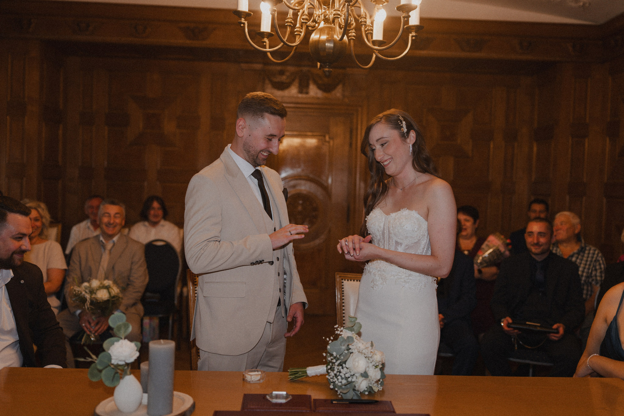 Anton & Jessica I Rathaus Mülheim an der Ruhr. Hochzeitsfotografin Bochum | Halyna Reiche Fotografie NRW