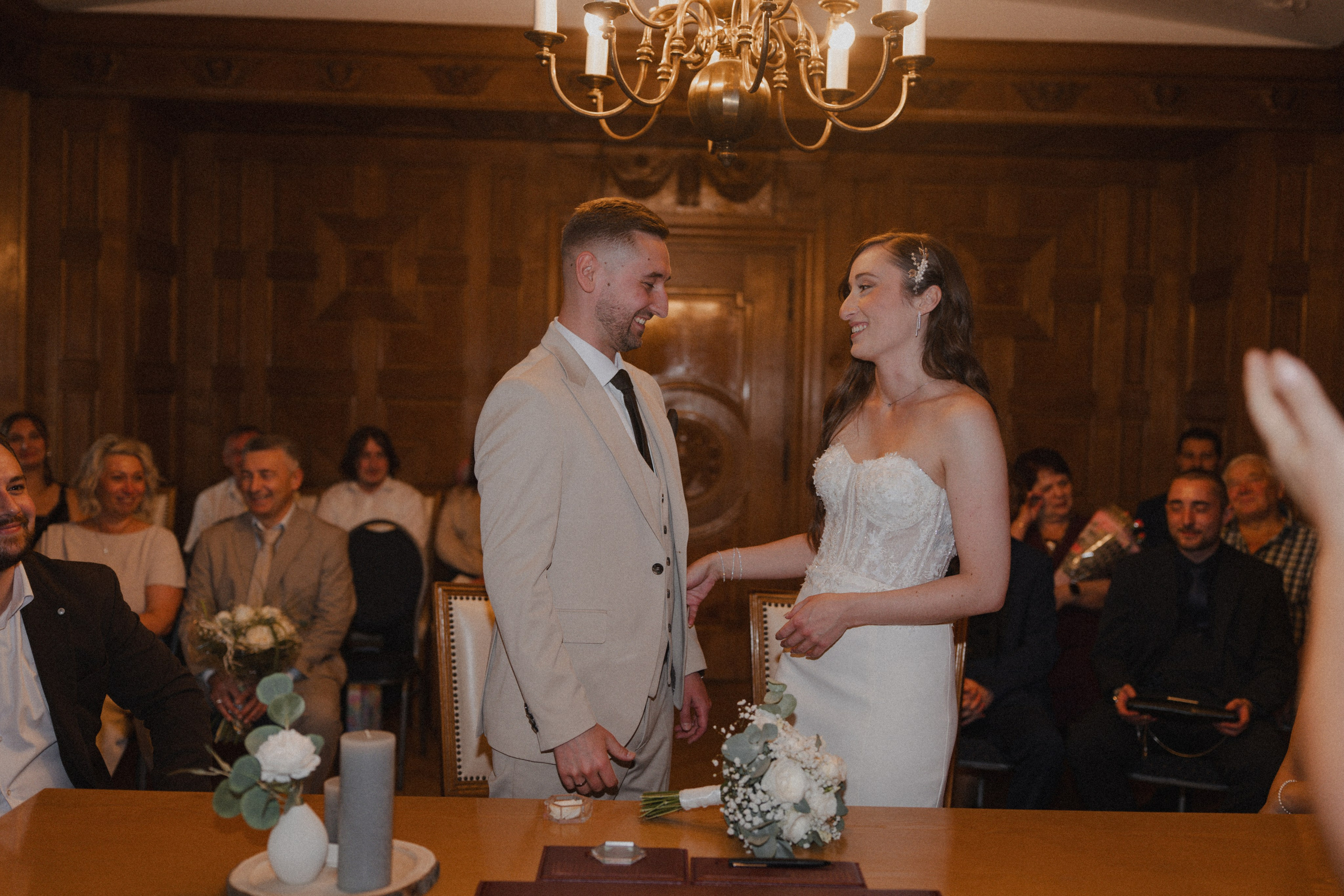 Anton & Jessica I Rathaus Mülheim an der Ruhr. Hochzeitsfotografin Bochum | Halyna Reiche Fotografie NRW