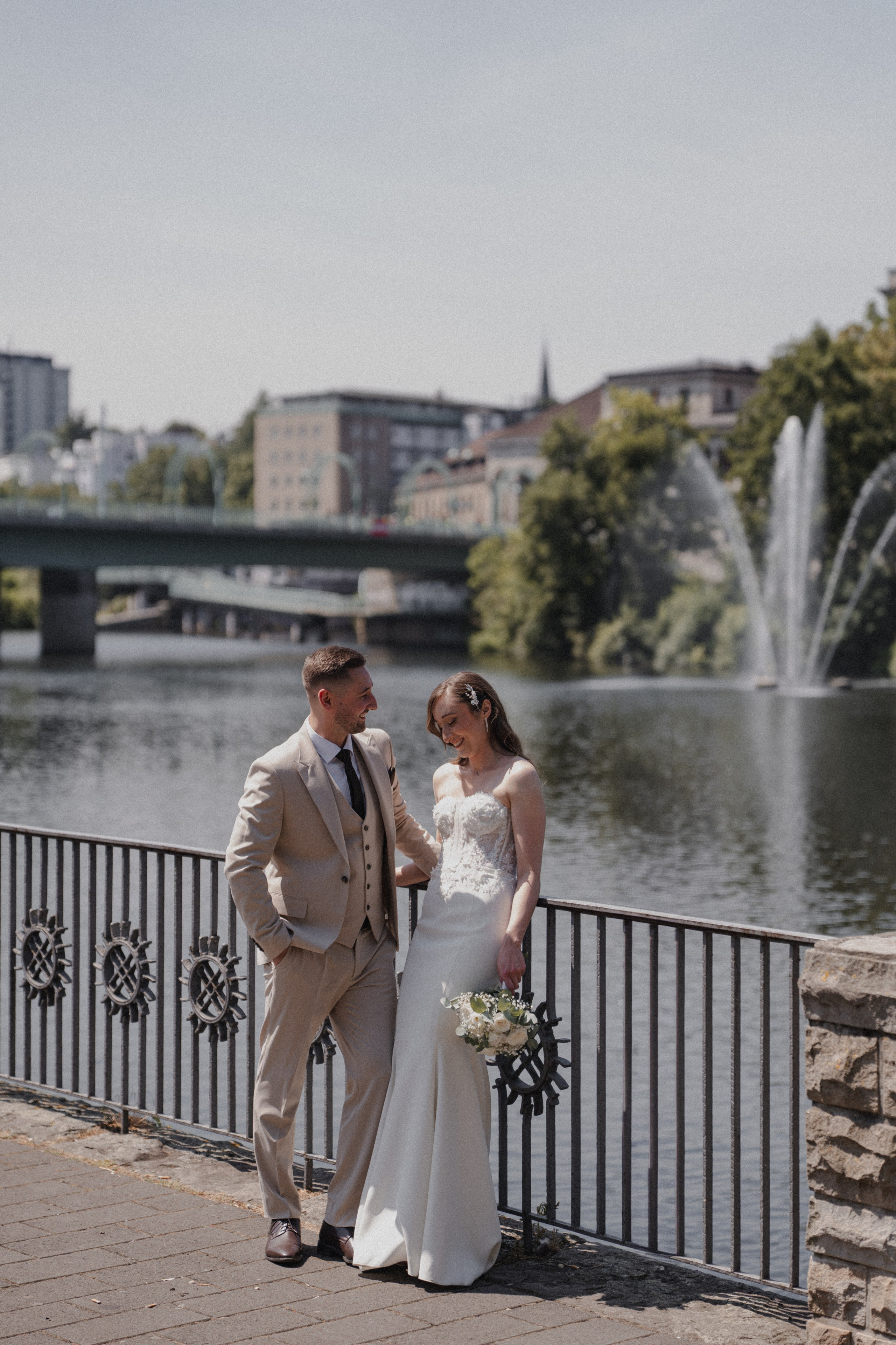 Anton & Jessica I Rathaus Mülheim an der Ruhr. Hochzeitsfotografin Bochum | Halyna Reiche Fotografie NRW