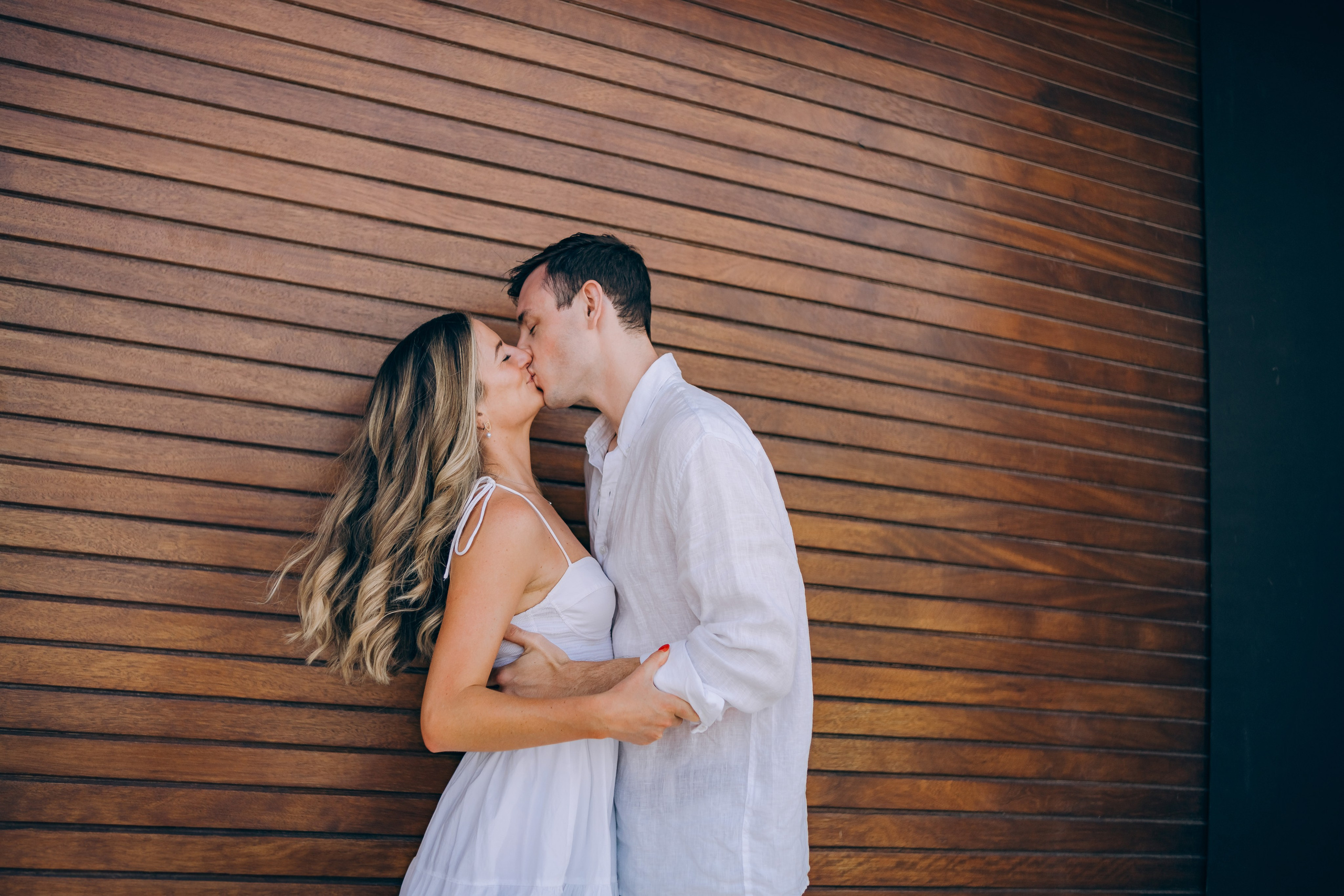 Relaxed Couple Session in Mallorca — Citrus Fields & Seaside. Фотограф у Пальма де Майорка