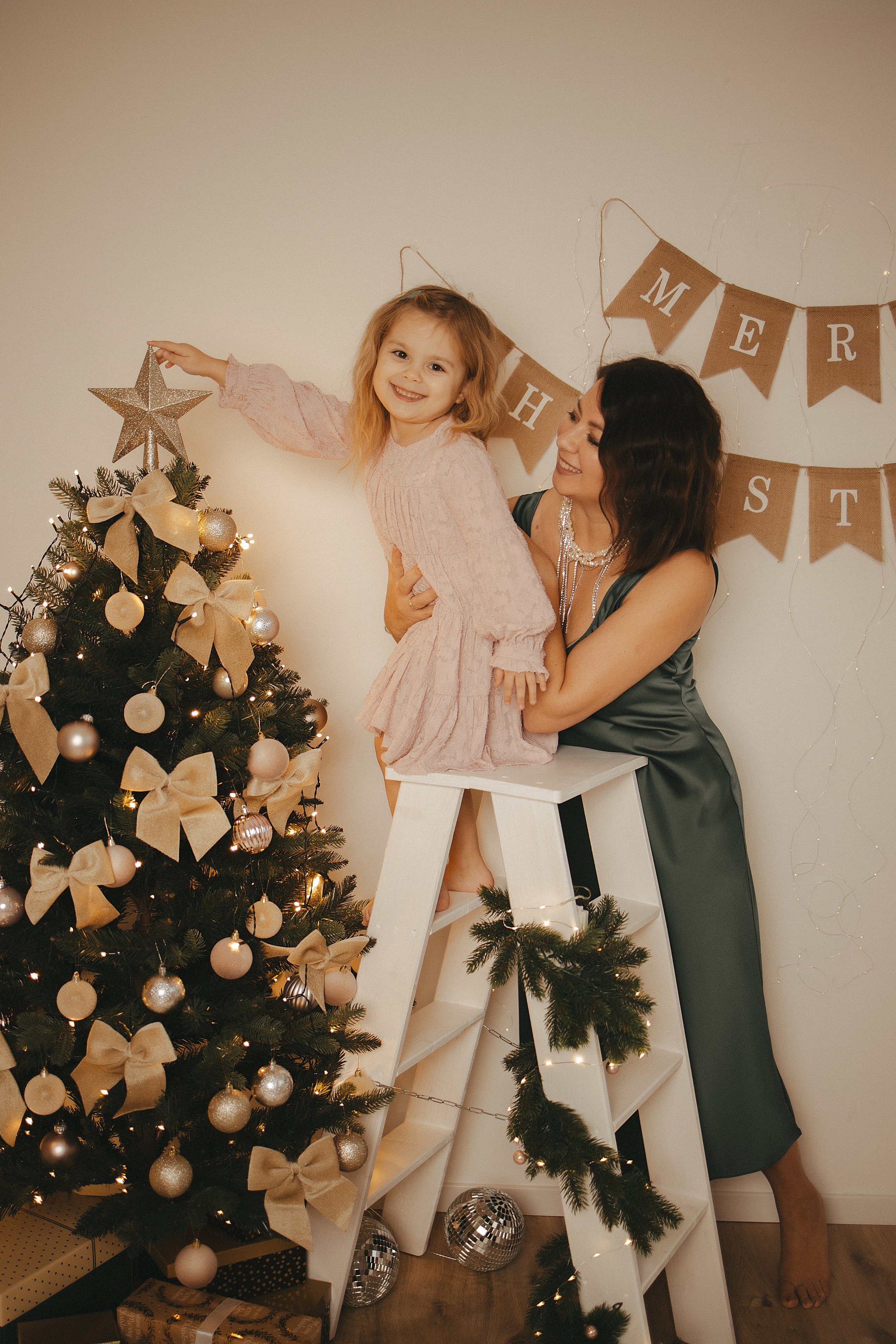 Weihnachtsminishooting. Fotografin Heidenheim / Newborn, Babybauch & Familie - Nadine Schmalz