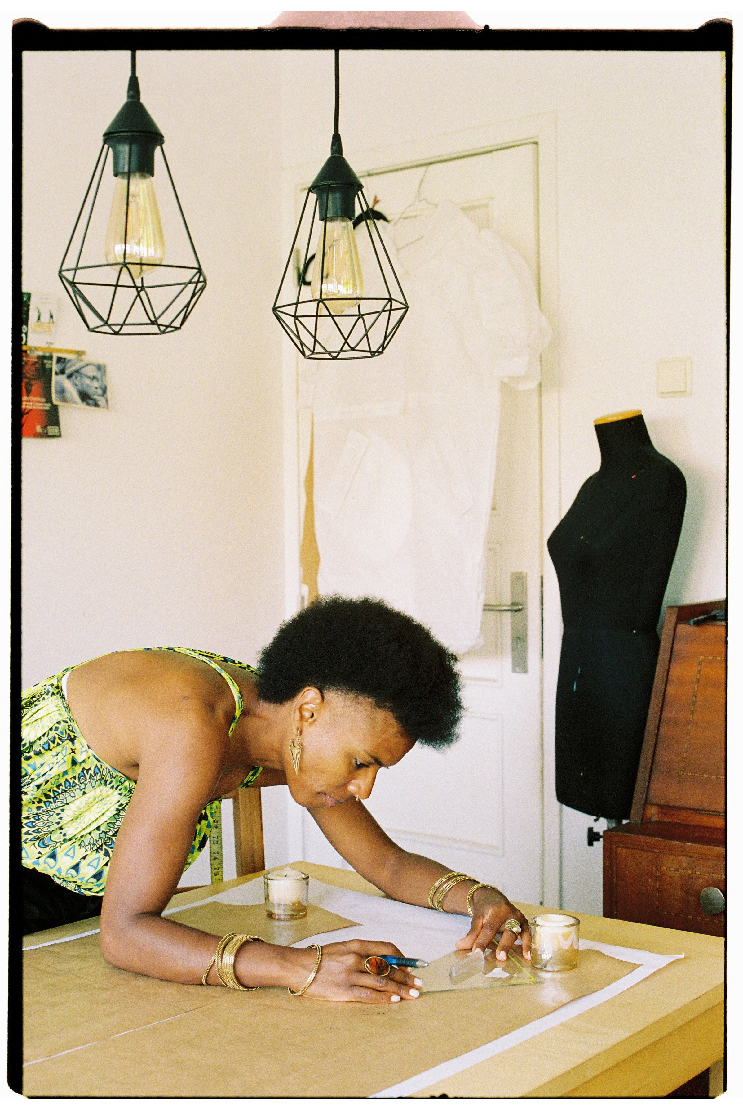 What sustain us — Alessandra. A visual practice of being-with