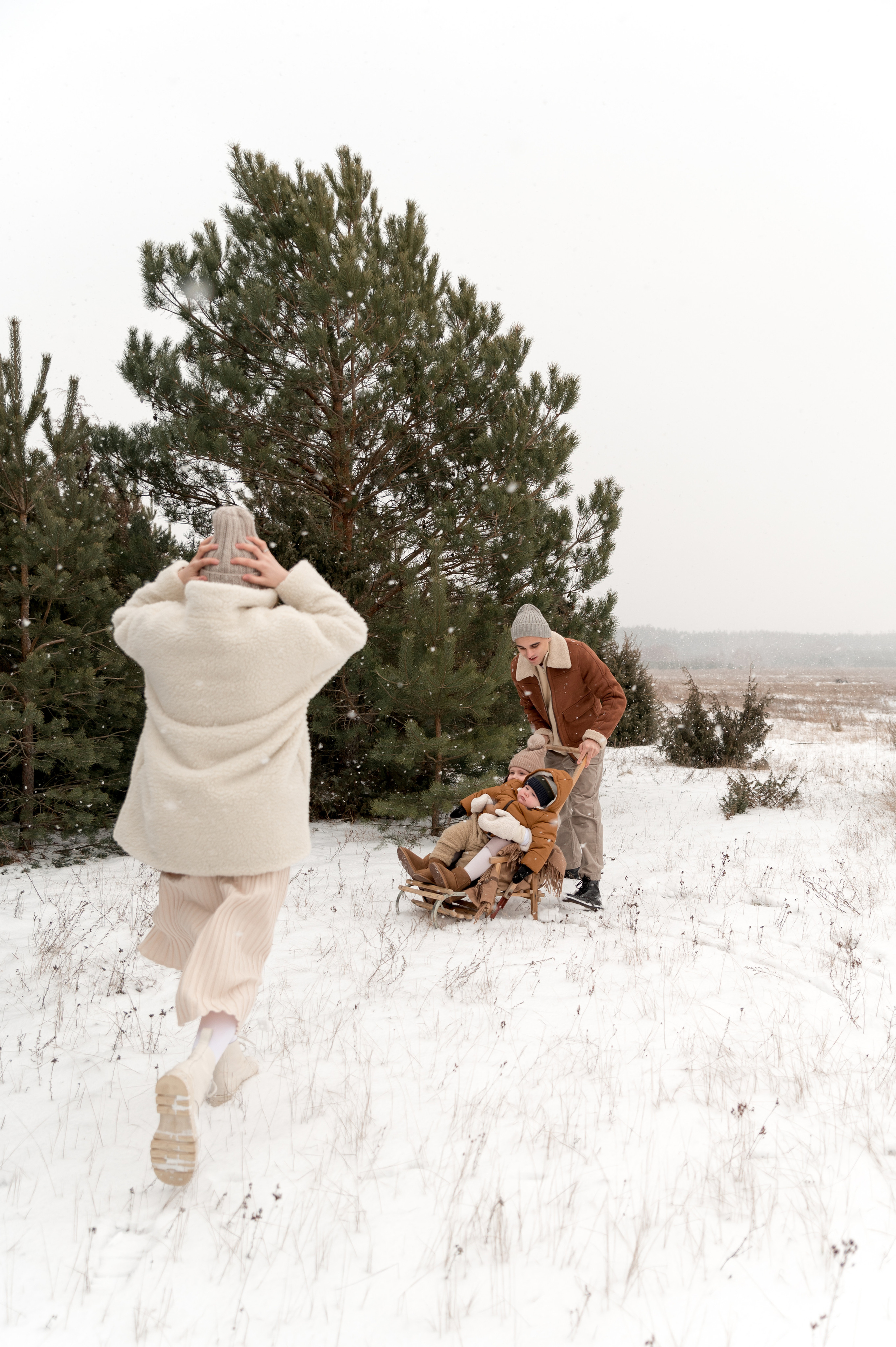 Ilya, Anastasia, Mariana, Leon, 2022. Wedding photographer in Wroclaw Warsaw Krakow Margarita Tuleiko