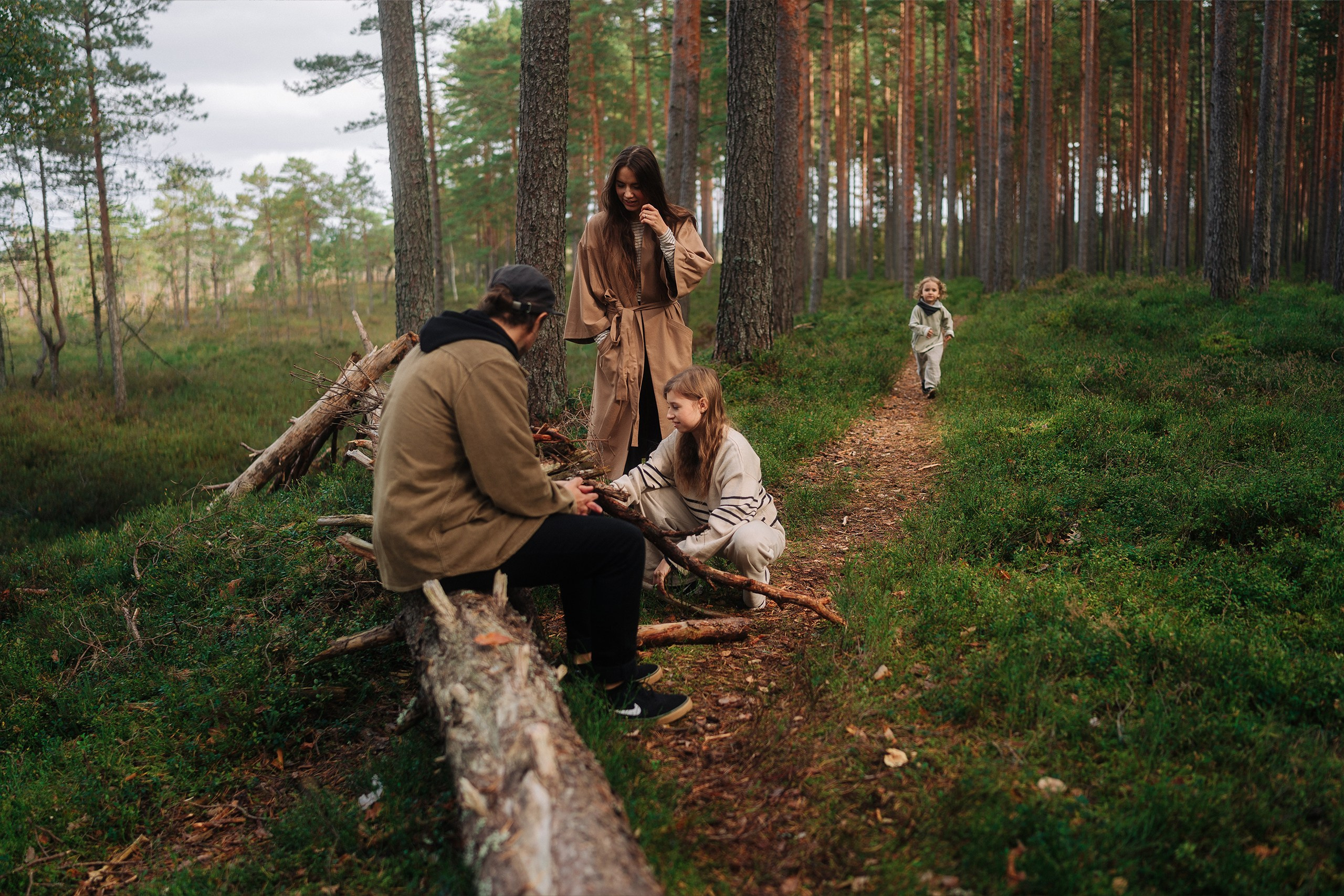 Forest Picnic. Couple and Family Photographer in Tallinn, Sasha Kaloshin