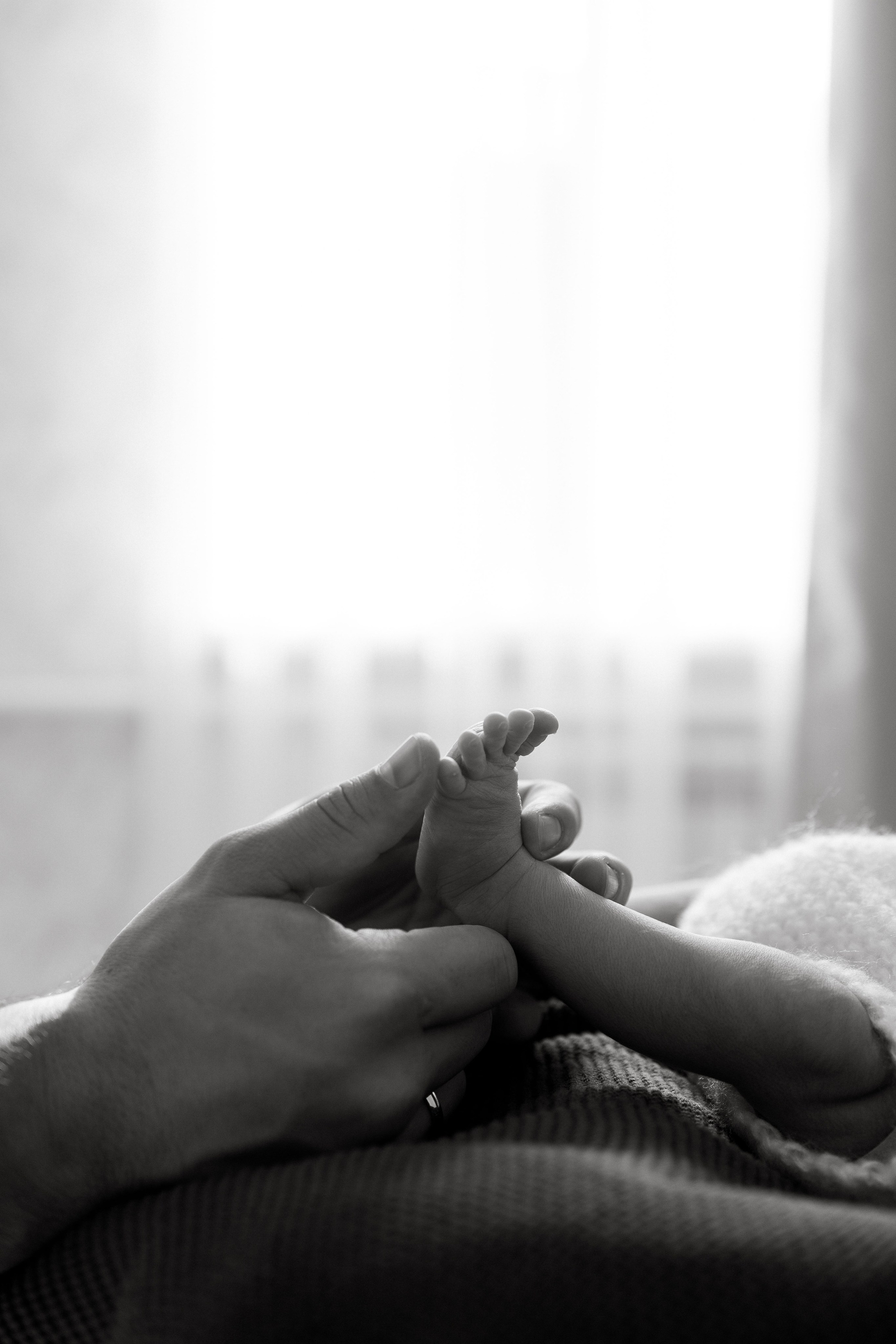 So loved. Birth, Family, Newborn photographer in Dubai| Eliza Baitikova