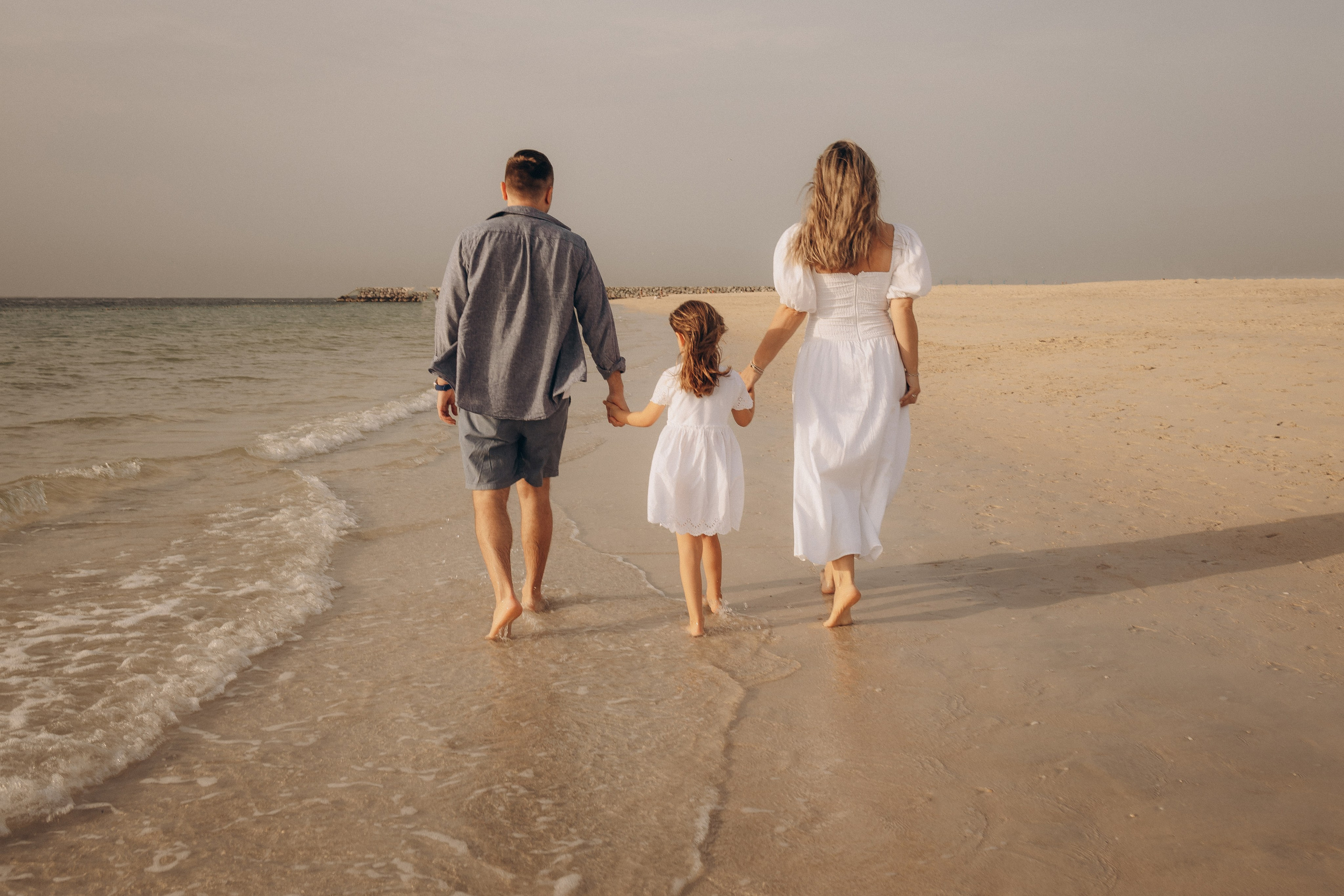 Golden hour family. Birth, Family, Newborn photographer in Dubai| Eliza Baitikova