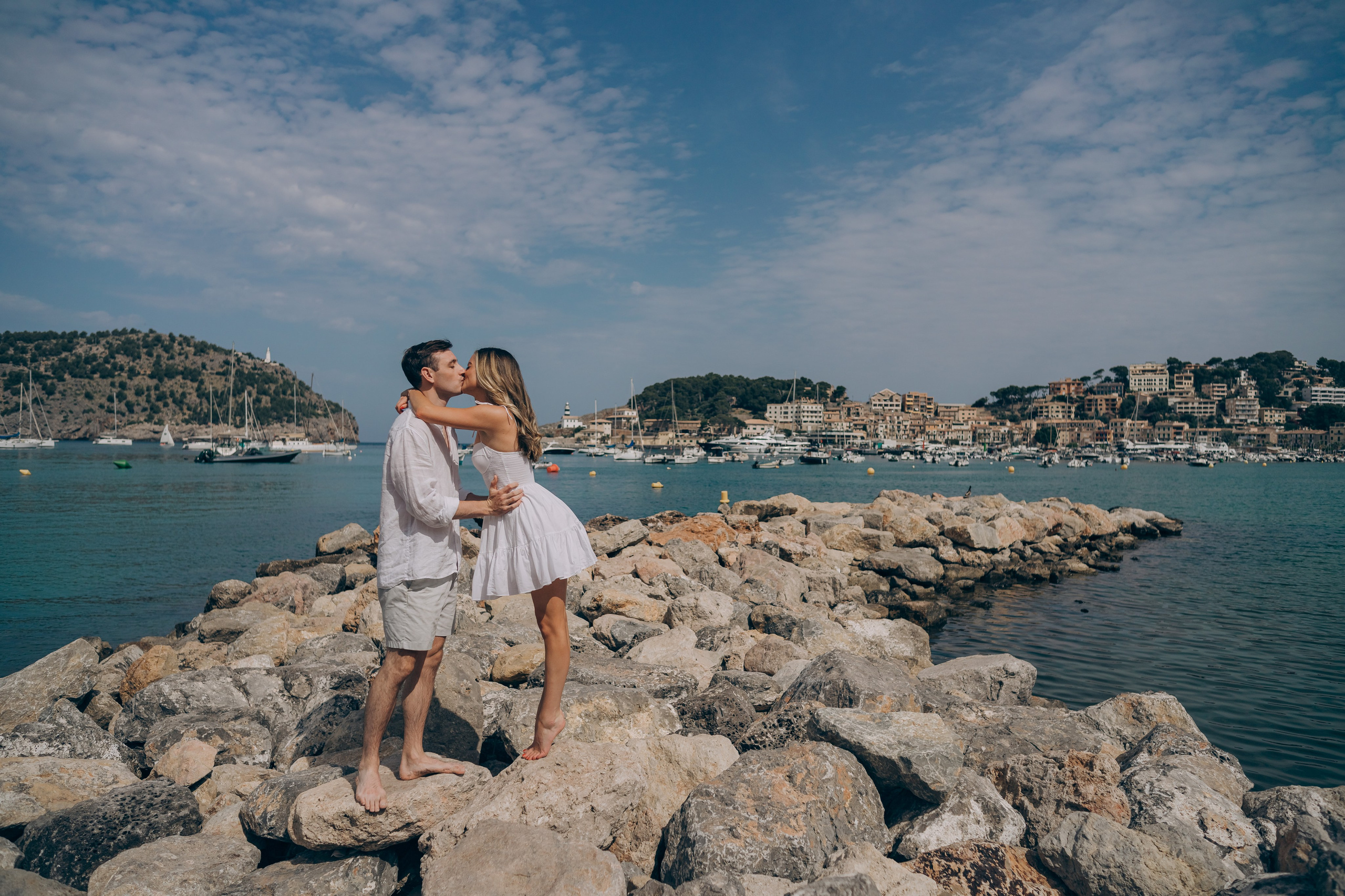 Relaxed Couple Session in Mallorca — Citrus Fields & Seaside. Фотограф у Пальма де Майорка