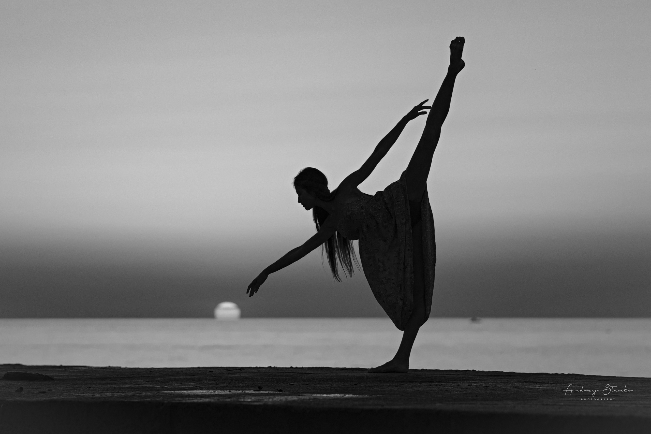 DANCE & SEA (project in progress). Awards winning photographer in Kauai, Hawaii