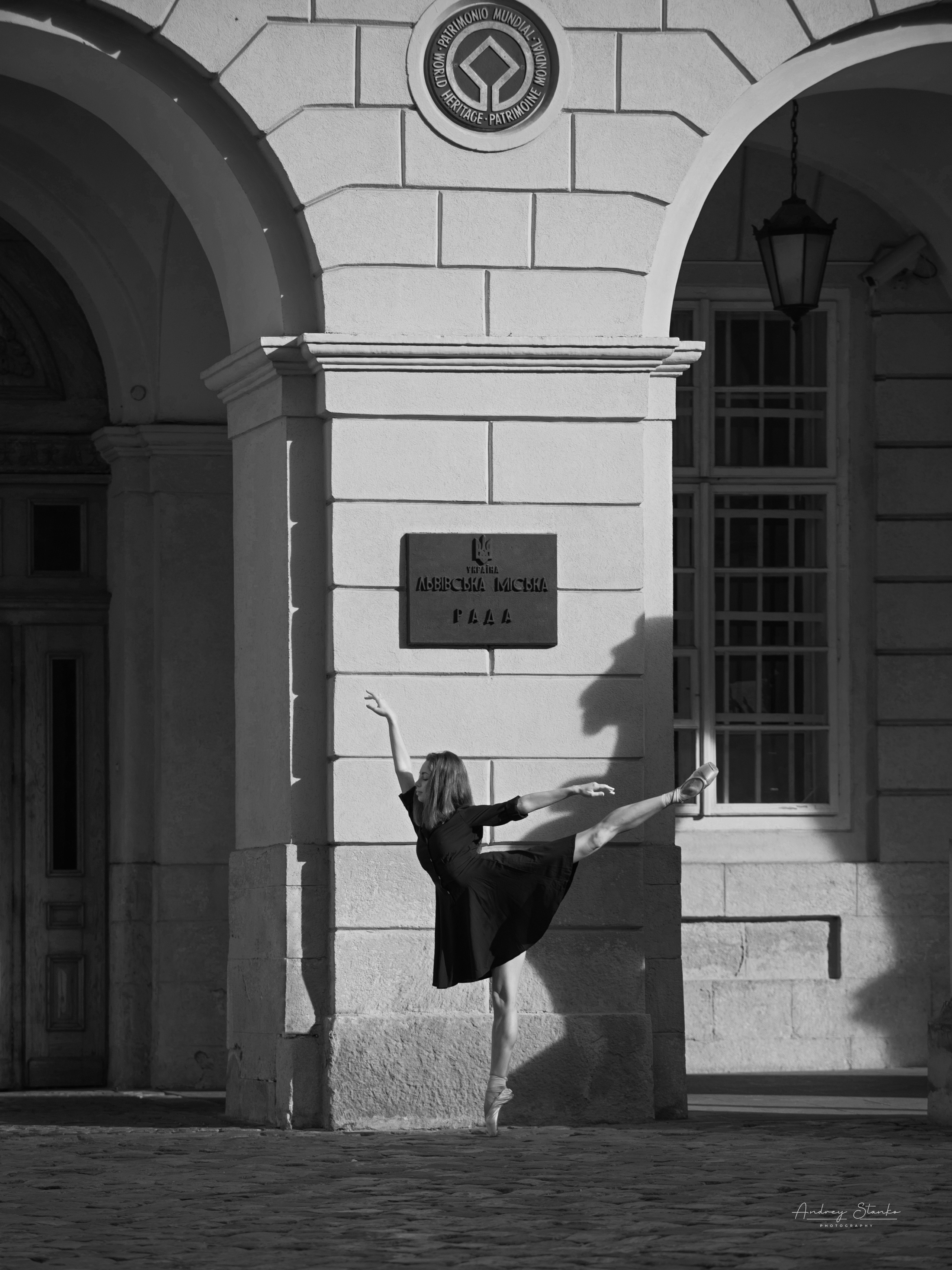 DANCE IN LVIV, UKRAINE. Awards winning photographer in Kauai, Hawaii