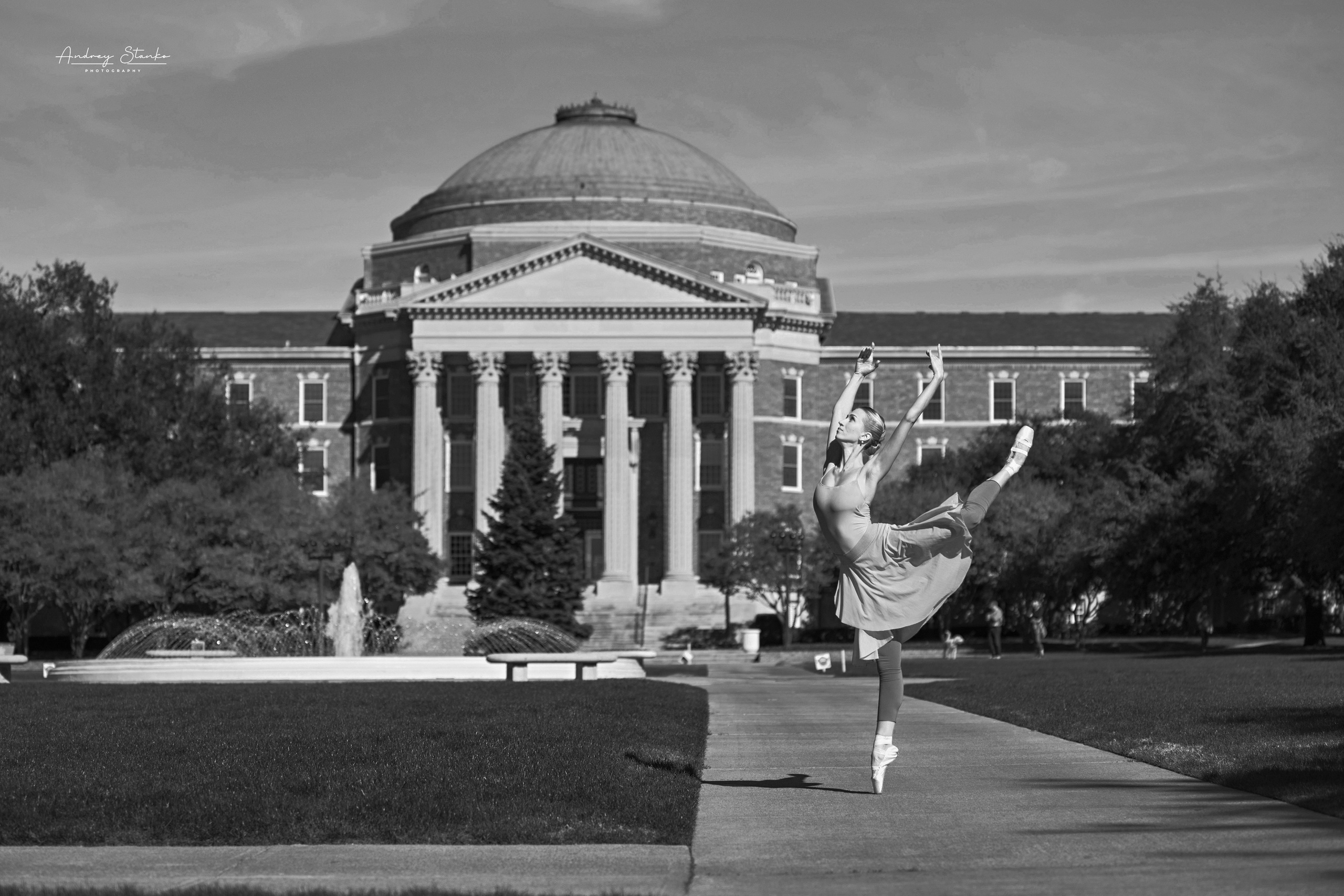 DANCE IN AMERICA. Awards winning photographer in Kauai, Hawaii