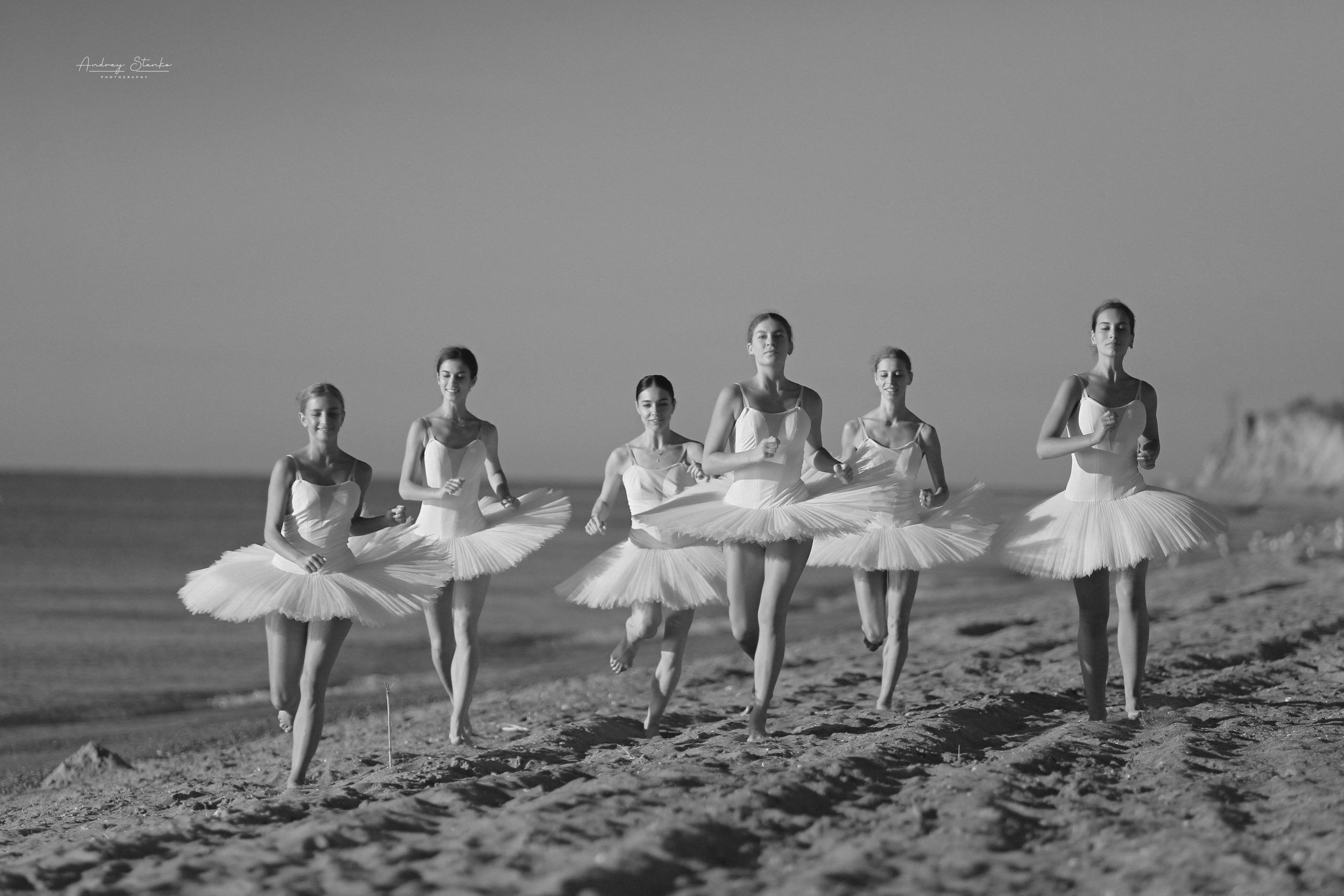 DANCE & SEA (project in progress). Awards winning photographer in Kauai, Hawaii