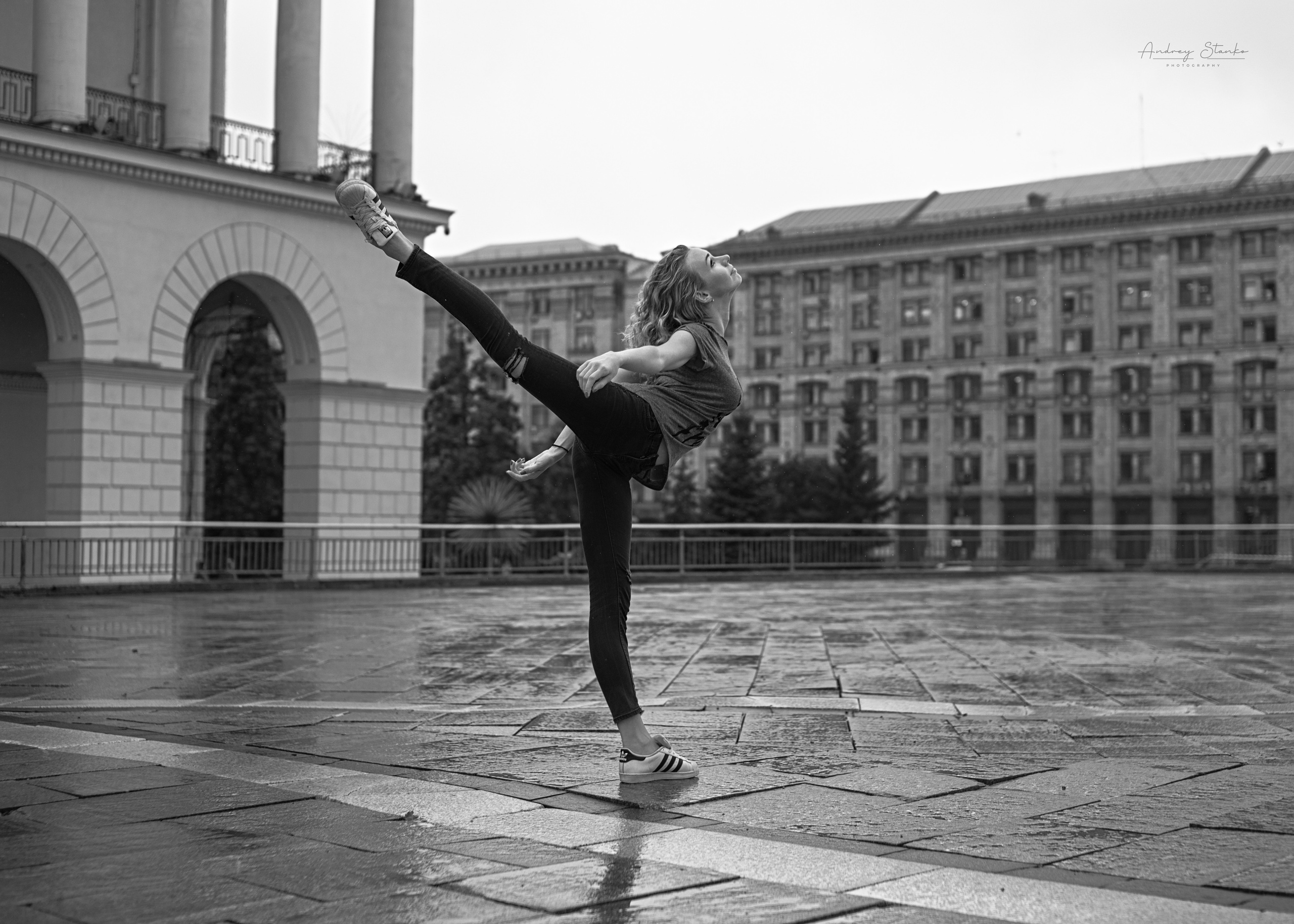 DANCE IN KYIV, UKRAINE. Awards winning photographer in Kauai, Hawaii