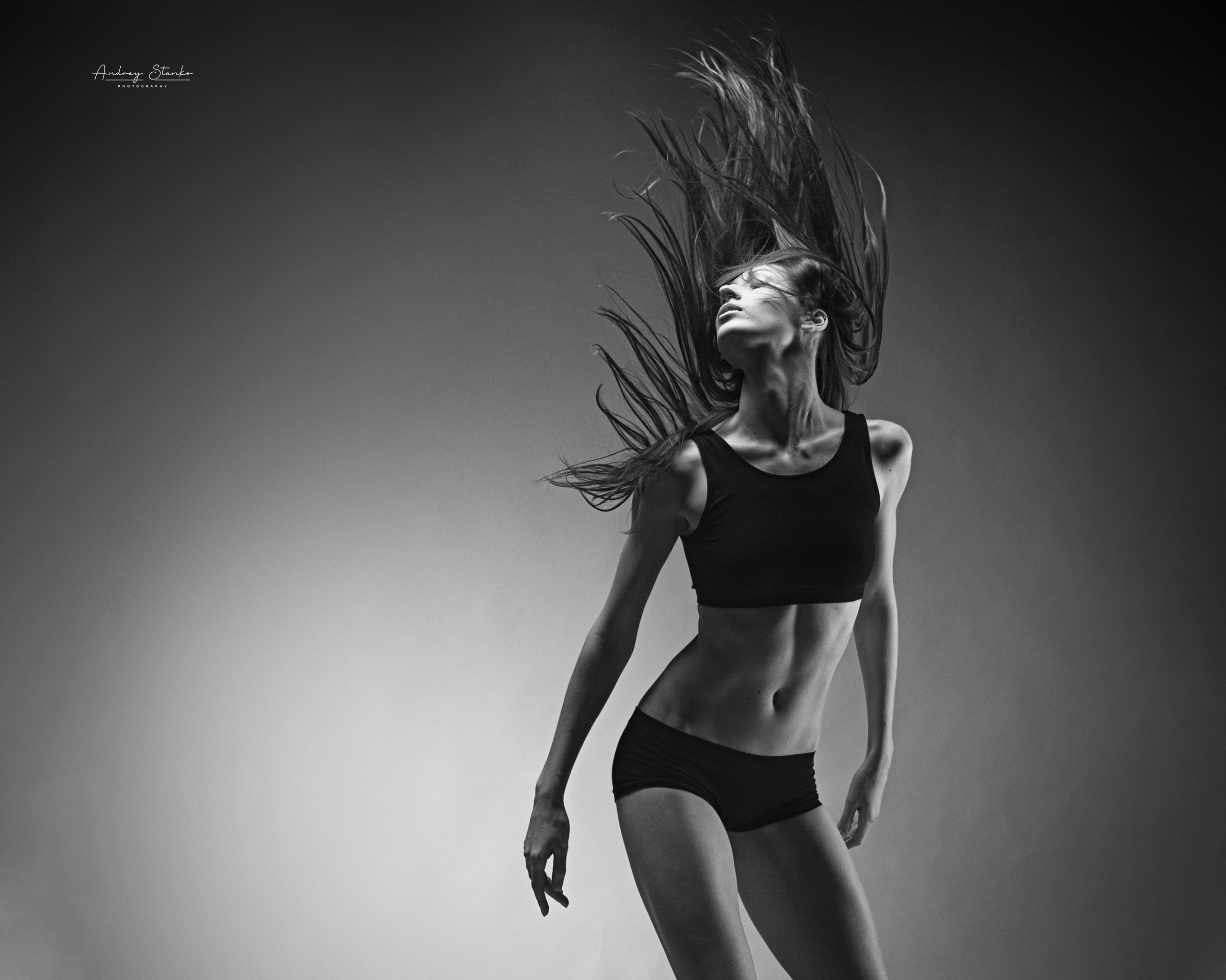 DANCE IN STUDIO. Awards winning photographer in Kauai, Hawaii