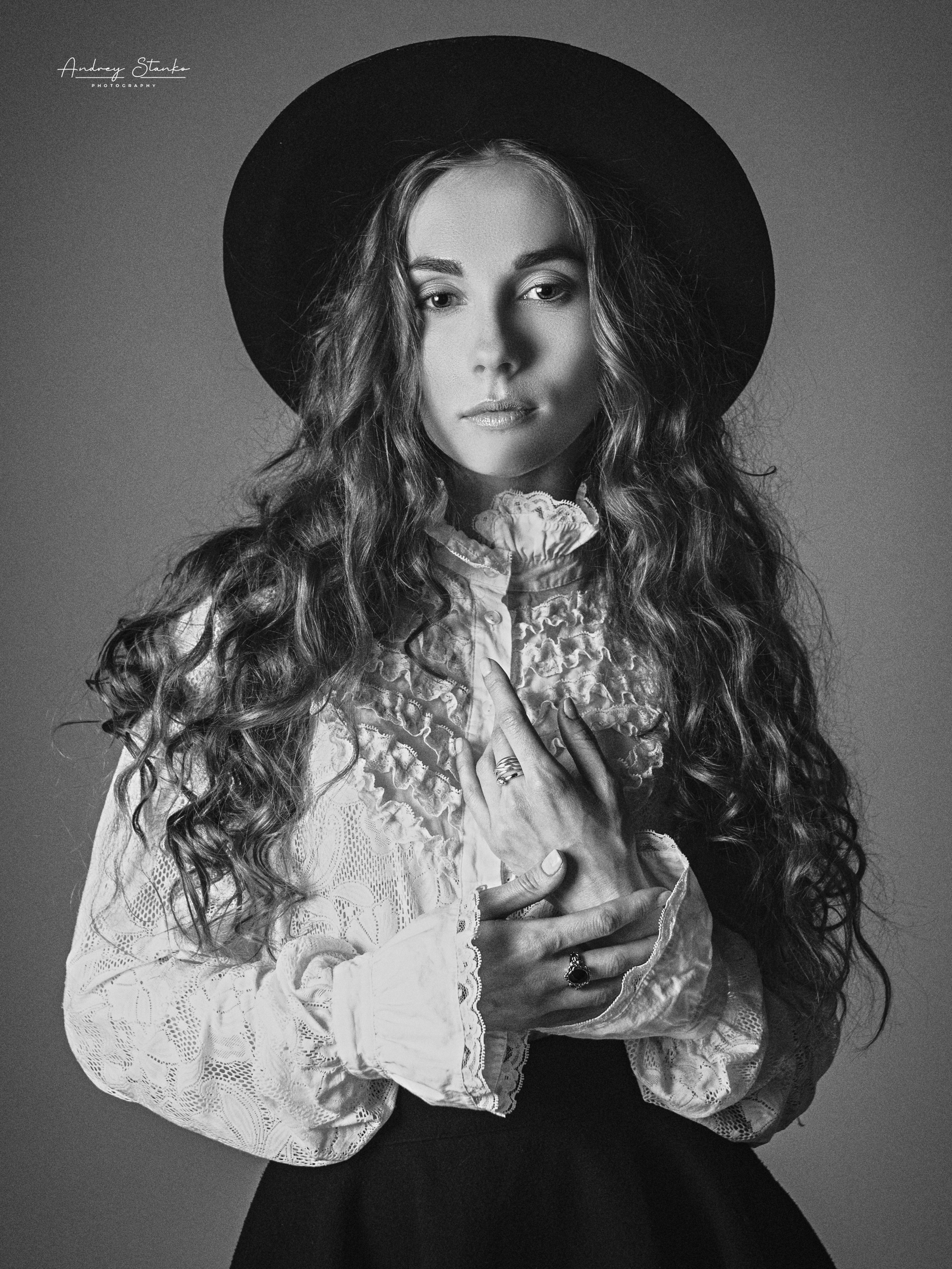 PEOPLE & PORTRAITS. Awards winning photographer in Kauai, Hawaii