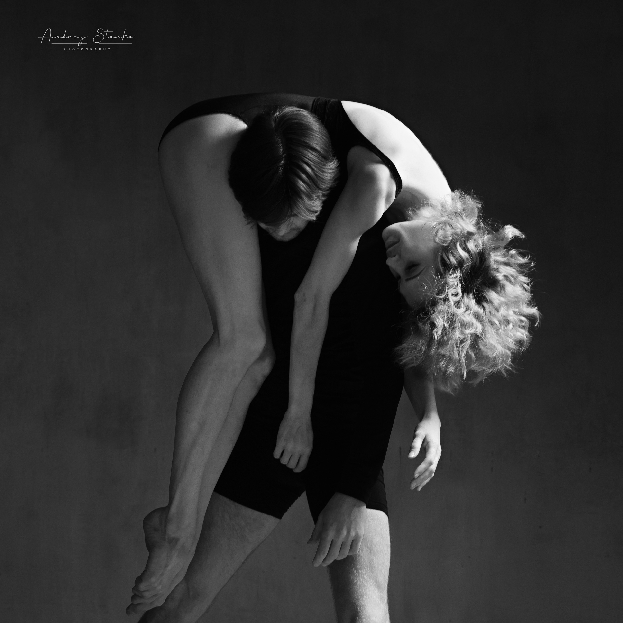 DANCE IN STUDIO. Awards winning photographer in Kauai, Hawaii