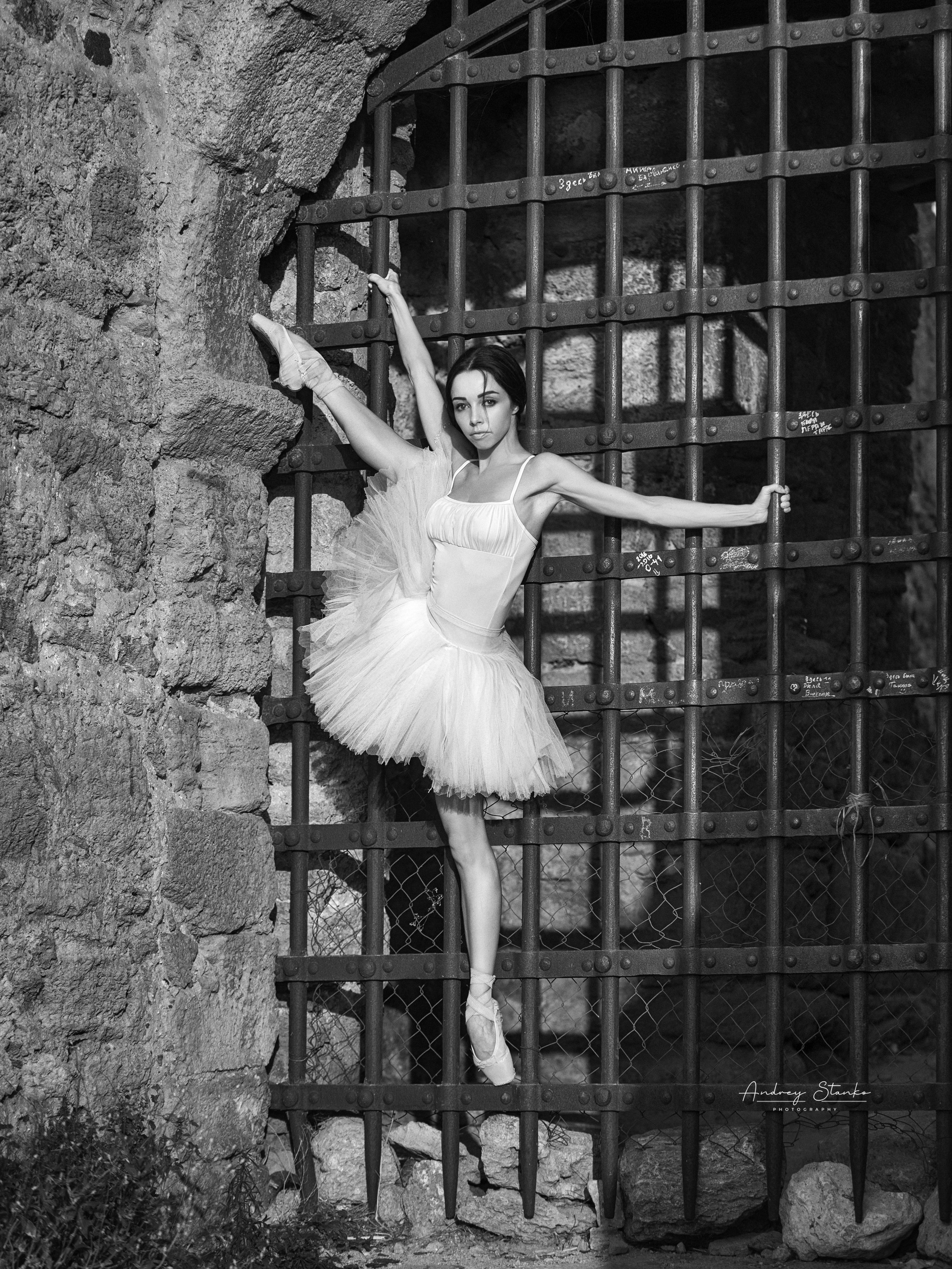 DANCE IN ODESA, UKRAINE. Awards winning photographer in Kauai, Hawaii