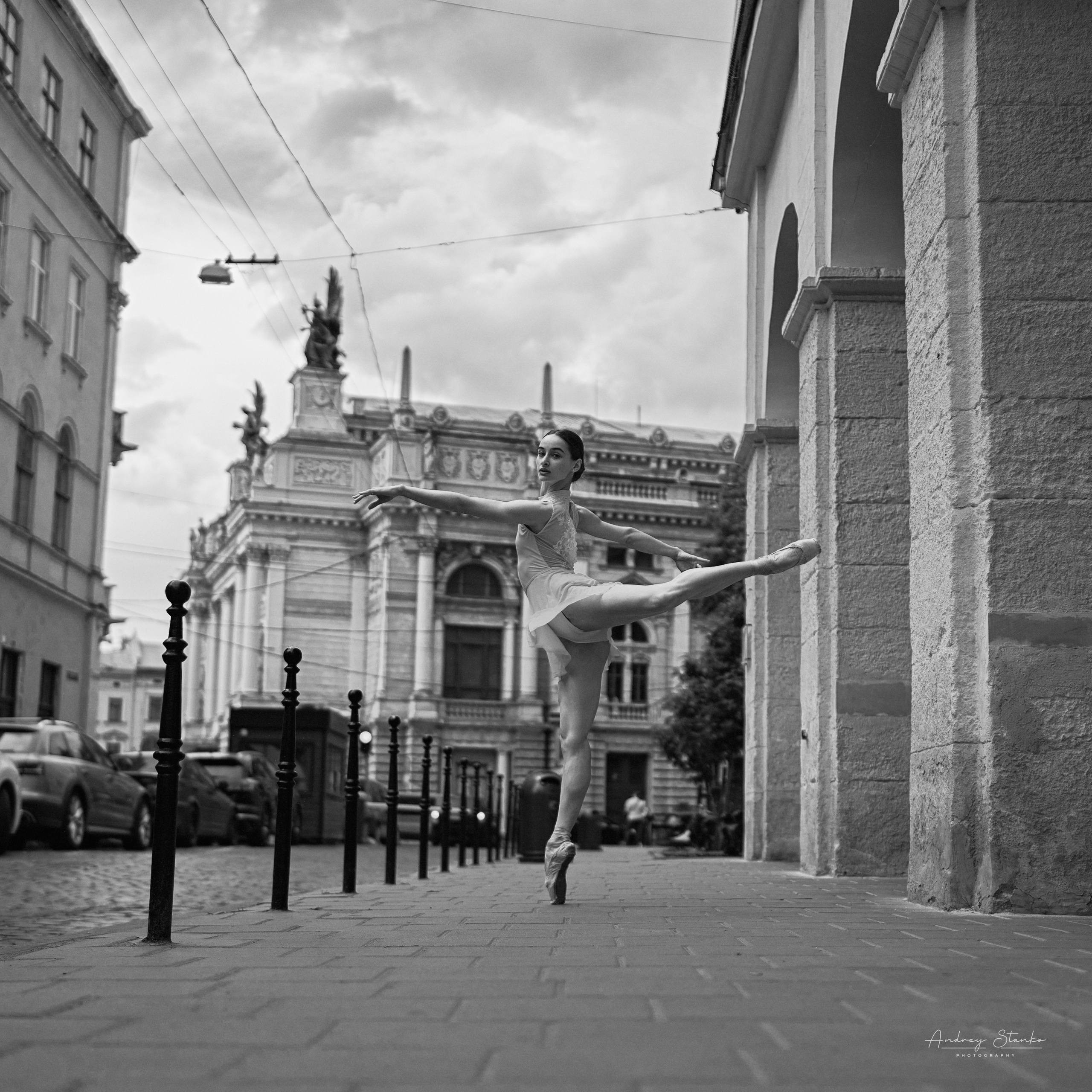 DANCE IN LVIV, UKRAINE. Awards winning photographer in Kauai, Hawaii