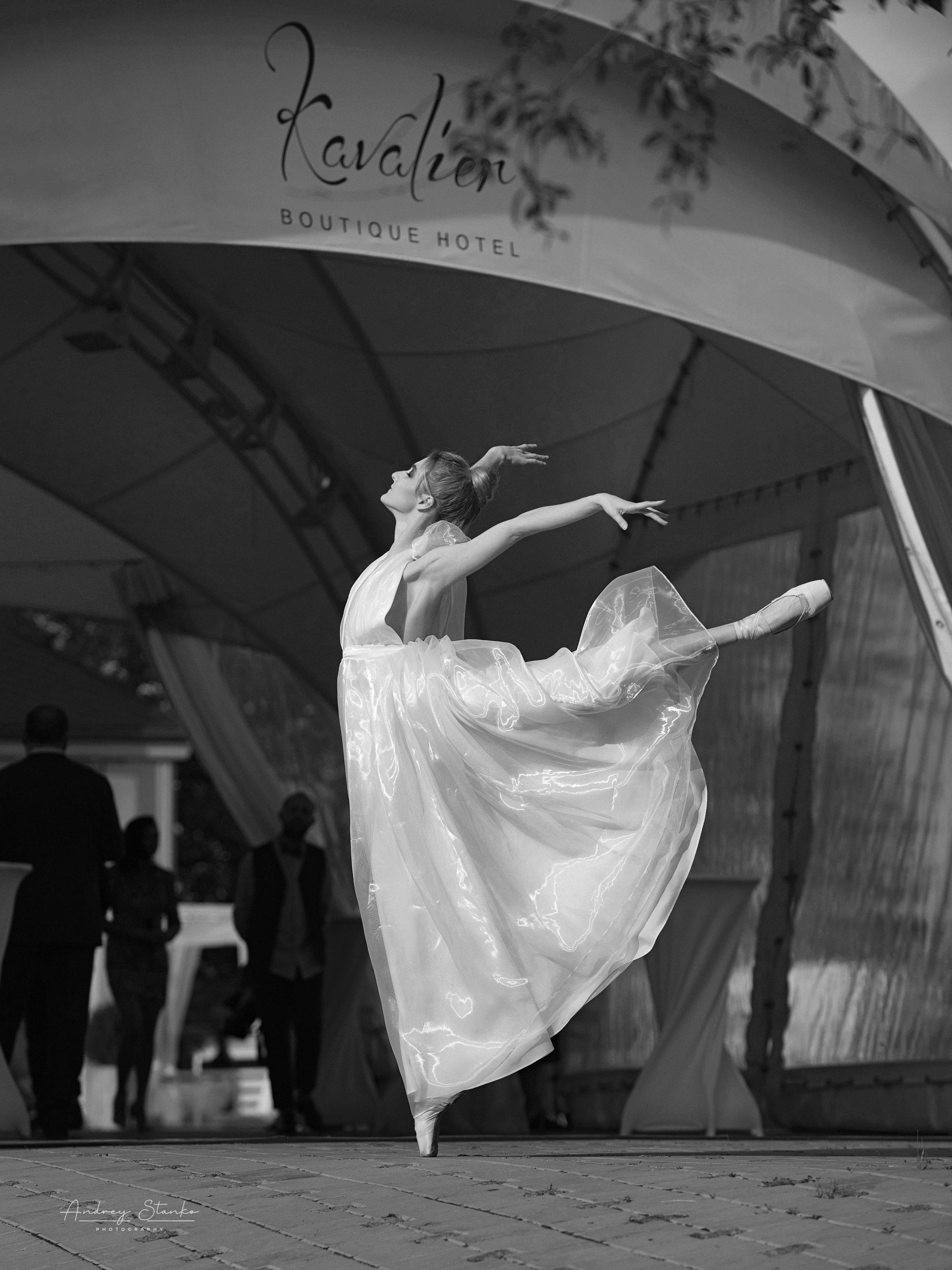 DANCE IN LVIV, UKRAINE. Awards winning photographer in Kauai, Hawaii