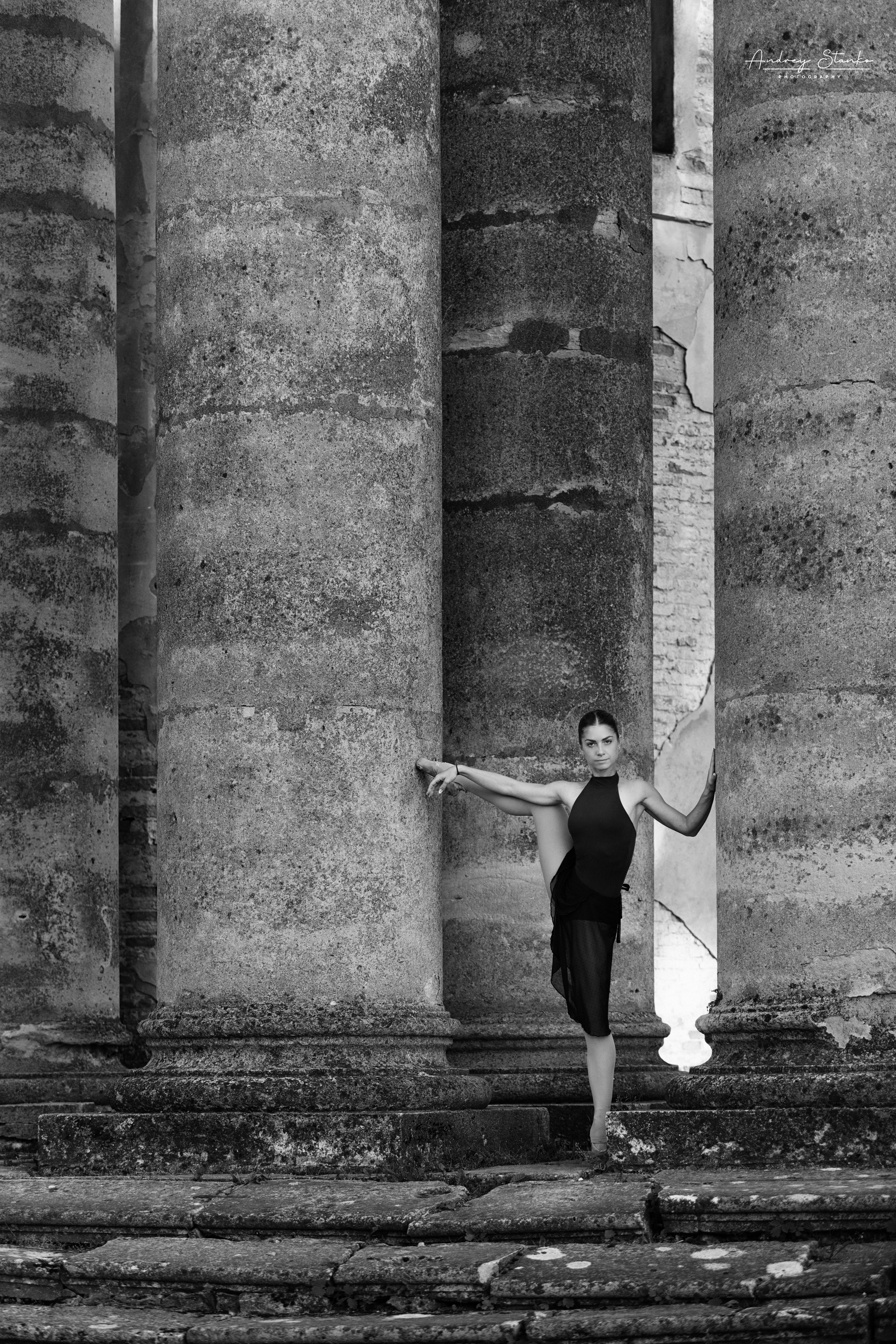 DANCE IN LVIV, UKRAINE. Awards winning photographer in Kauai, Hawaii