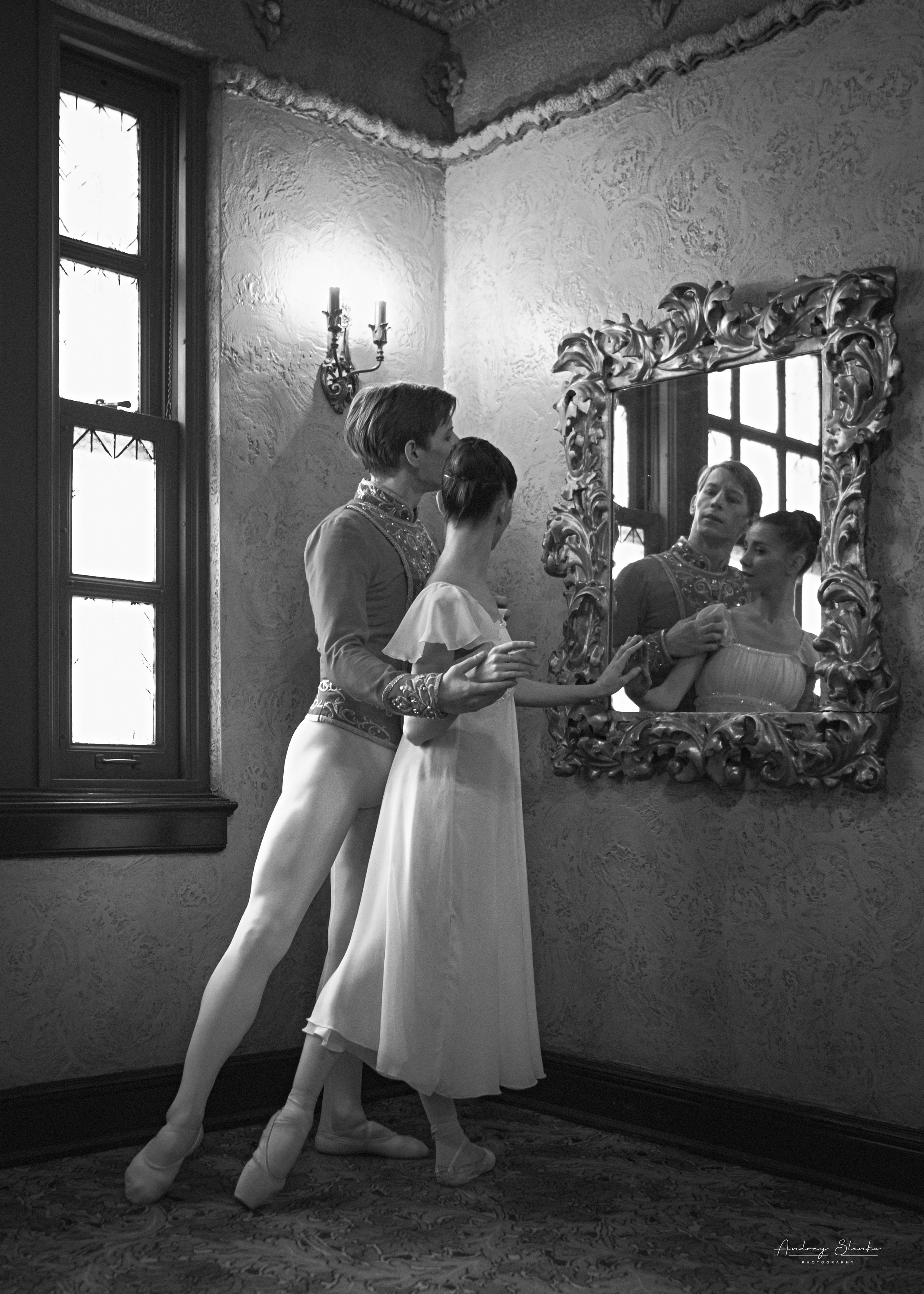 INSIDE THE THEATERS. Awards winning photographer in Kauai, Hawaii