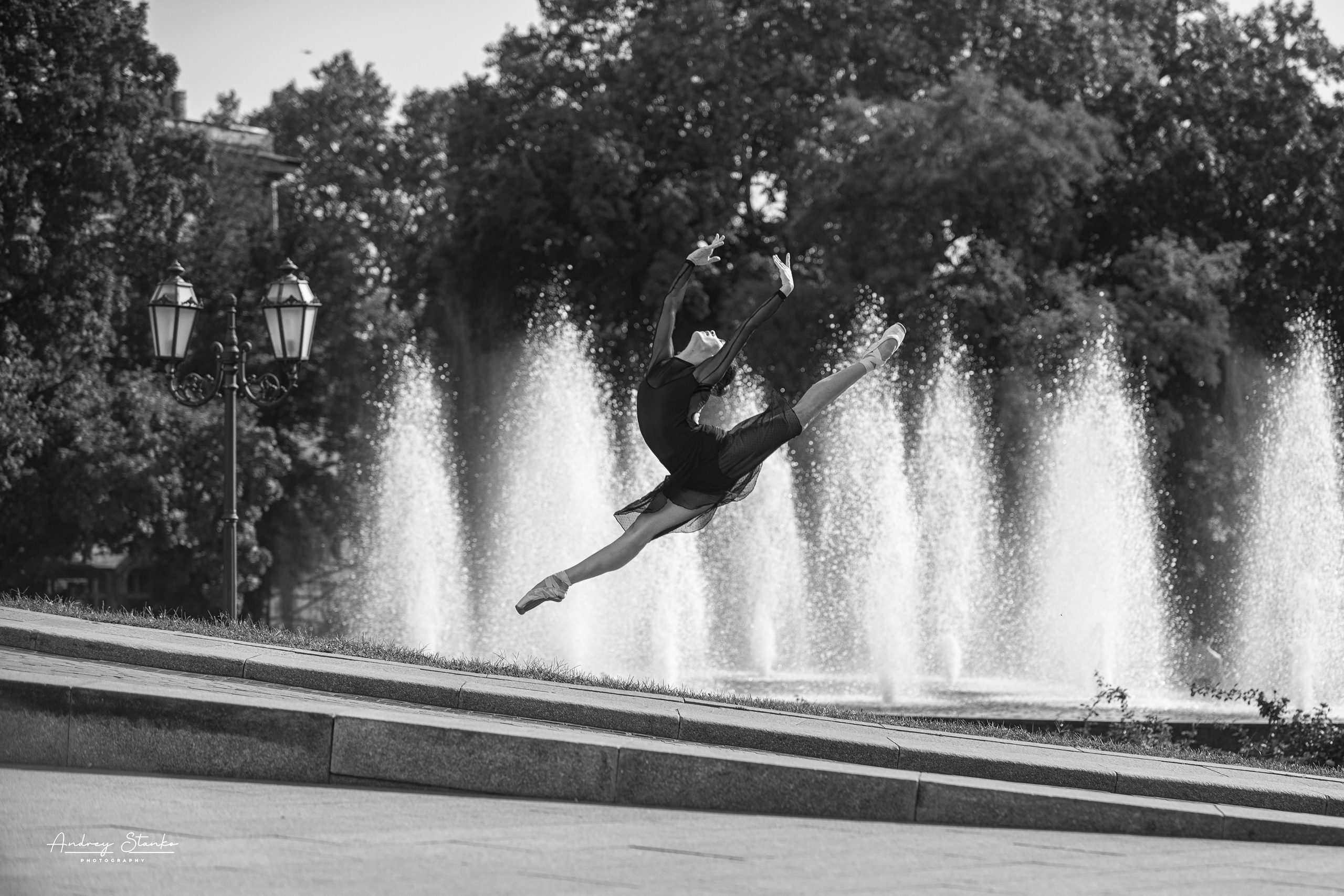 DANCE IN ODESA, UKRAINE. Awards winning photographer in Kauai, Hawaii