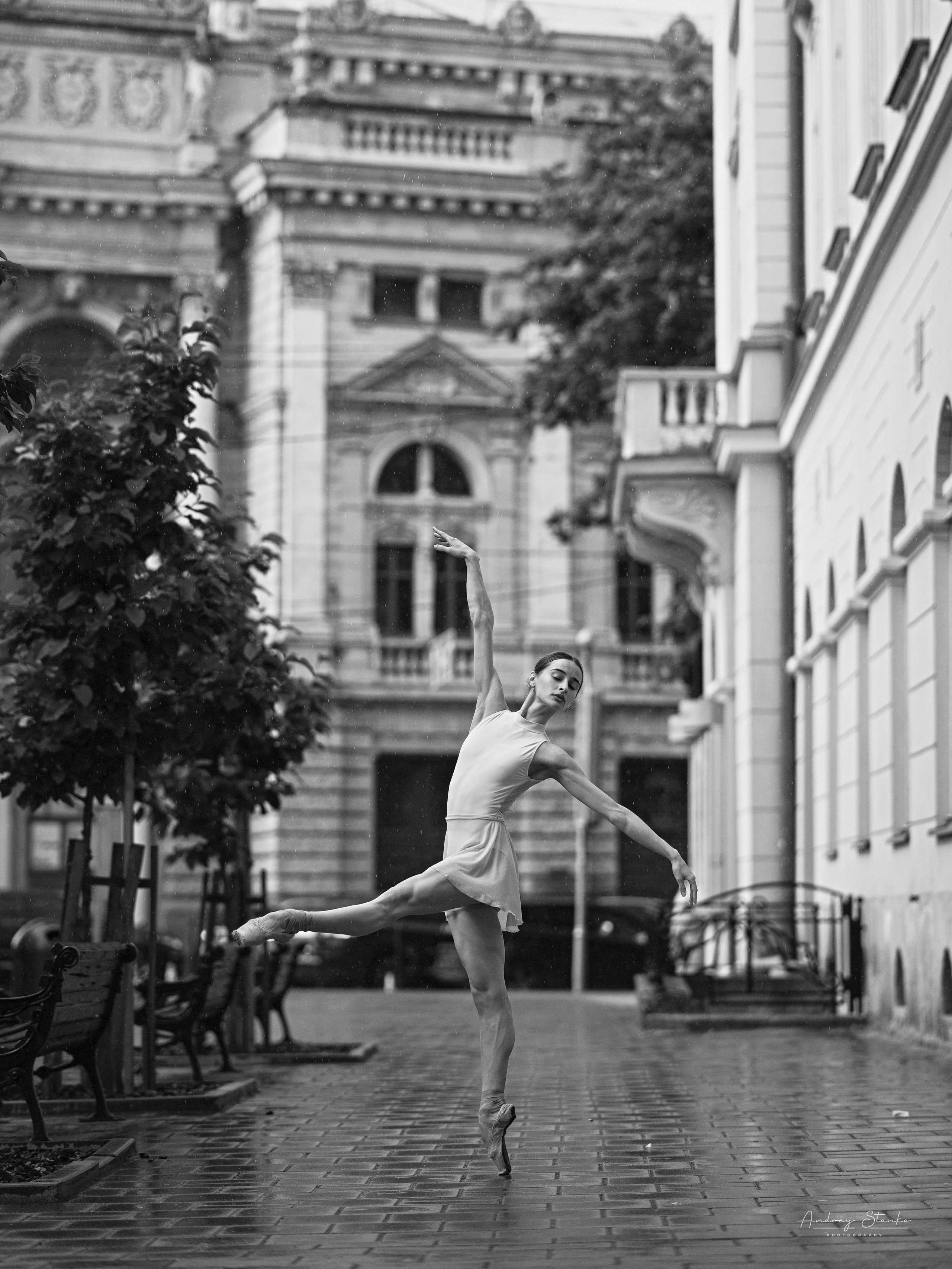 DANCE IN LVIV, UKRAINE. Awards winning photographer in Kauai, Hawaii