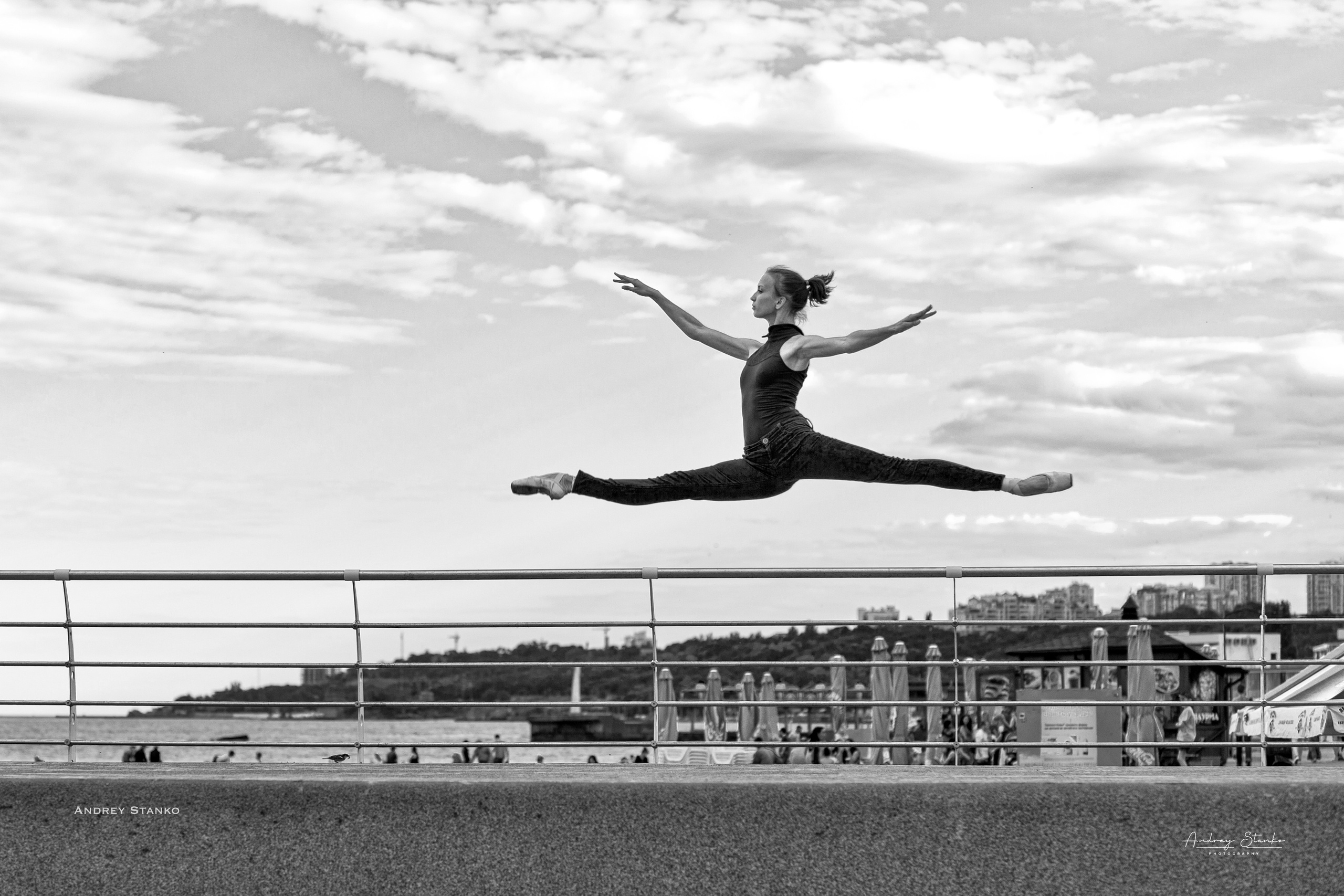 DANCE & SEA (project in progress). Awards winning photographer in Kauai, Hawaii