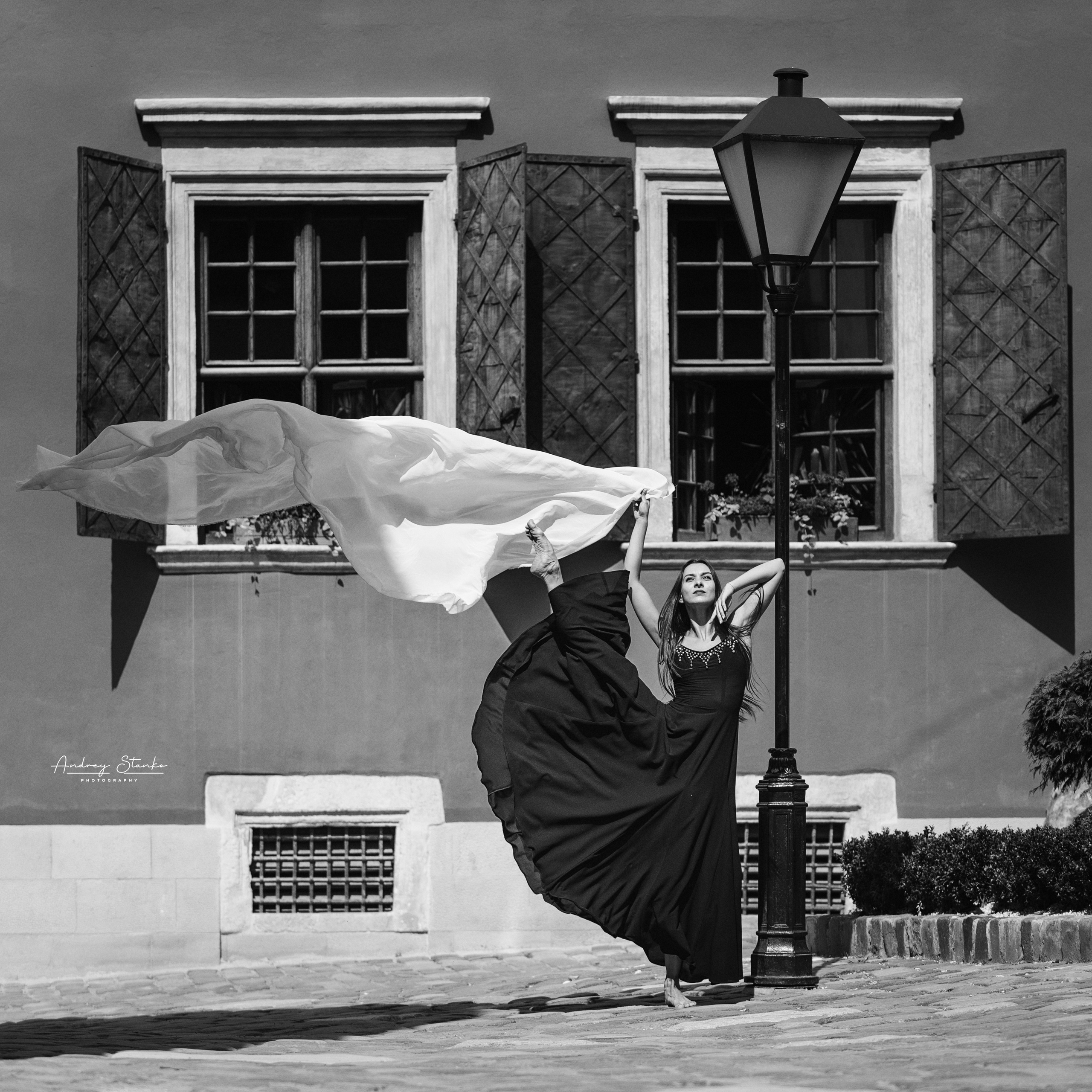 DANCE IN LVIV, UKRAINE. Awards winning photographer in Kauai, Hawaii