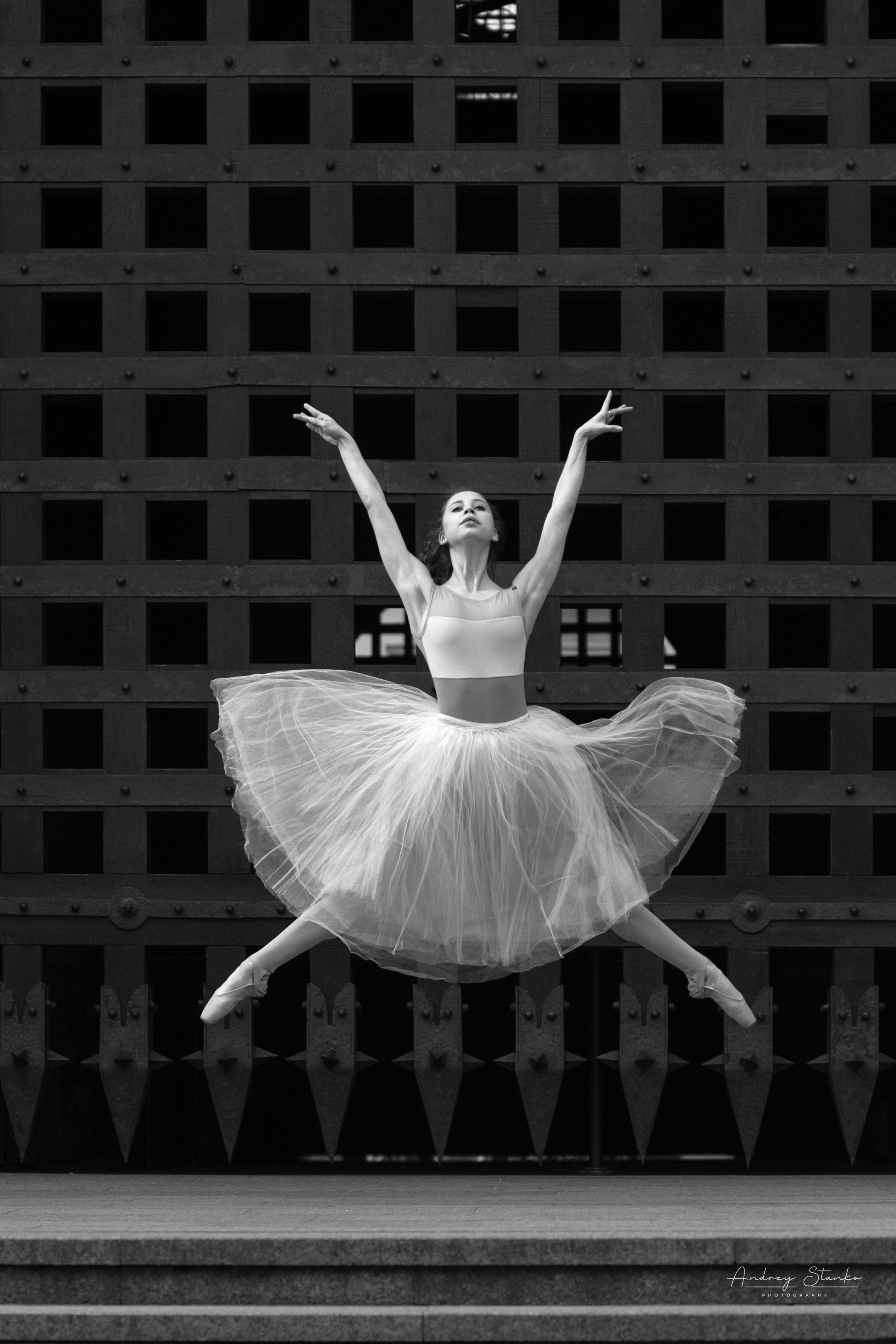 DANCE IN KYIV, UKRAINE. Awards winning photographer in Kauai, Hawaii