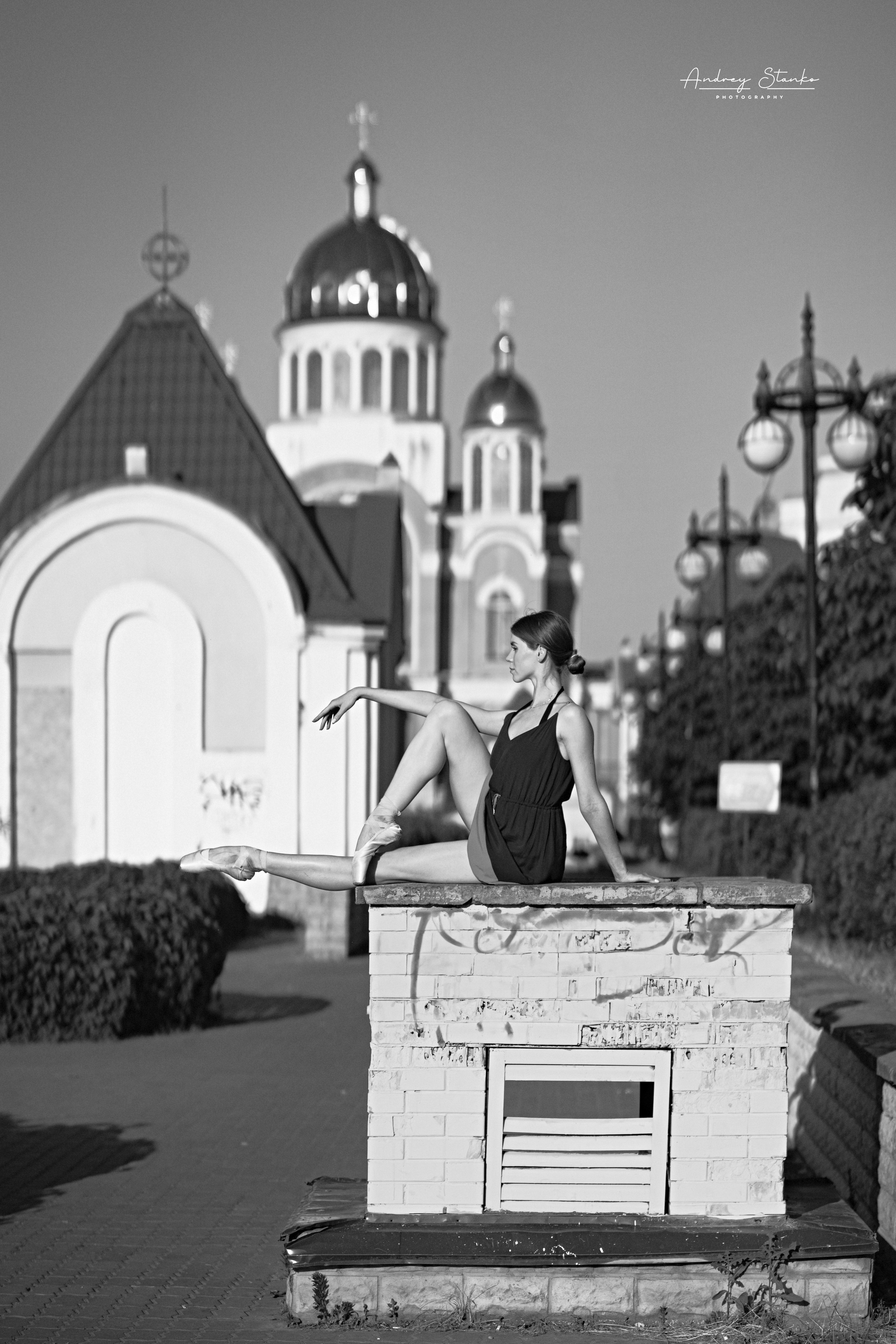DANCE IN KYIV, UKRAINE. Awards winning photographer in Kauai, Hawaii