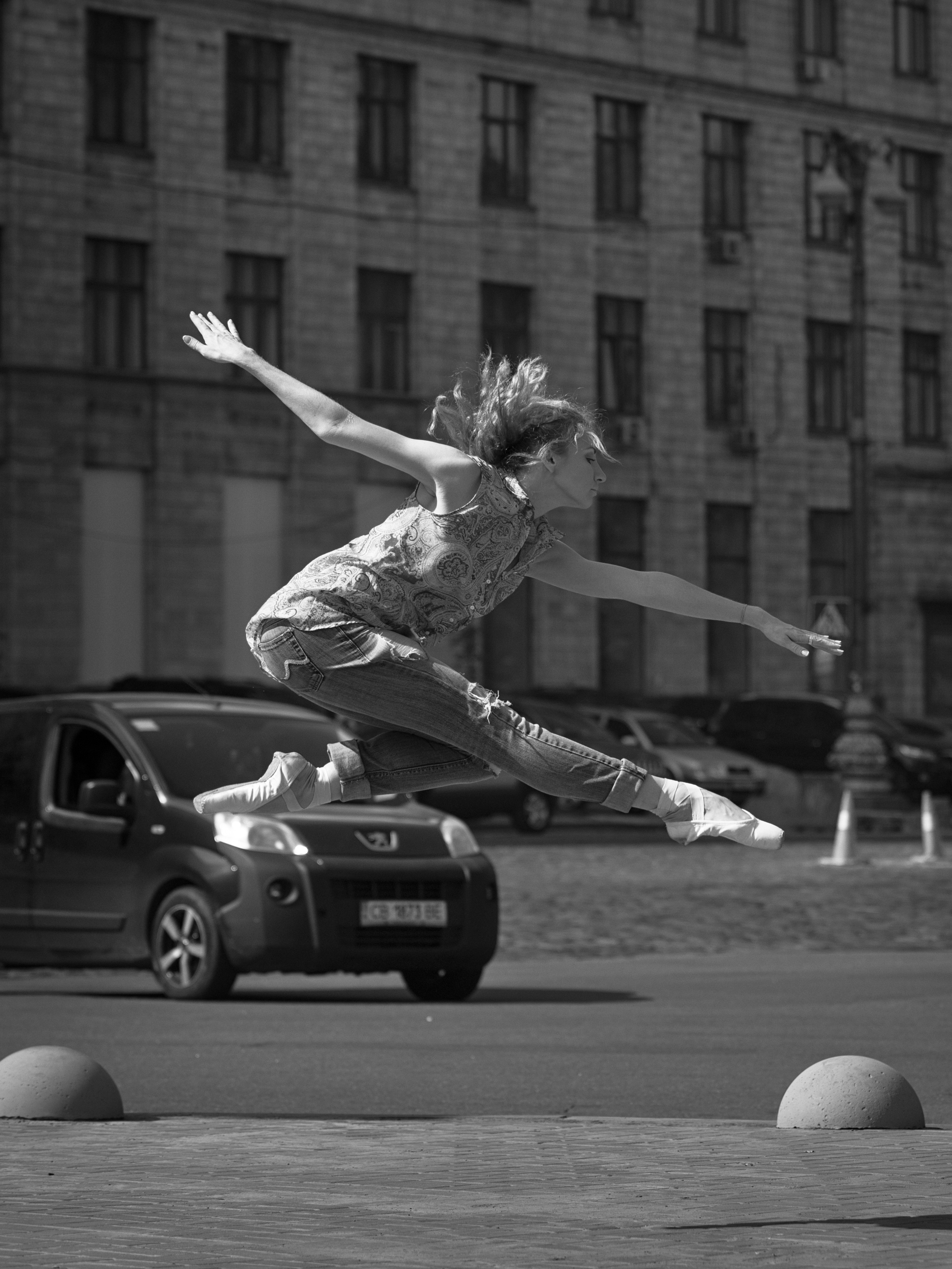 DANCE IN KYIV, UKRAINE. Awards winning photographer in Kauai, Hawaii