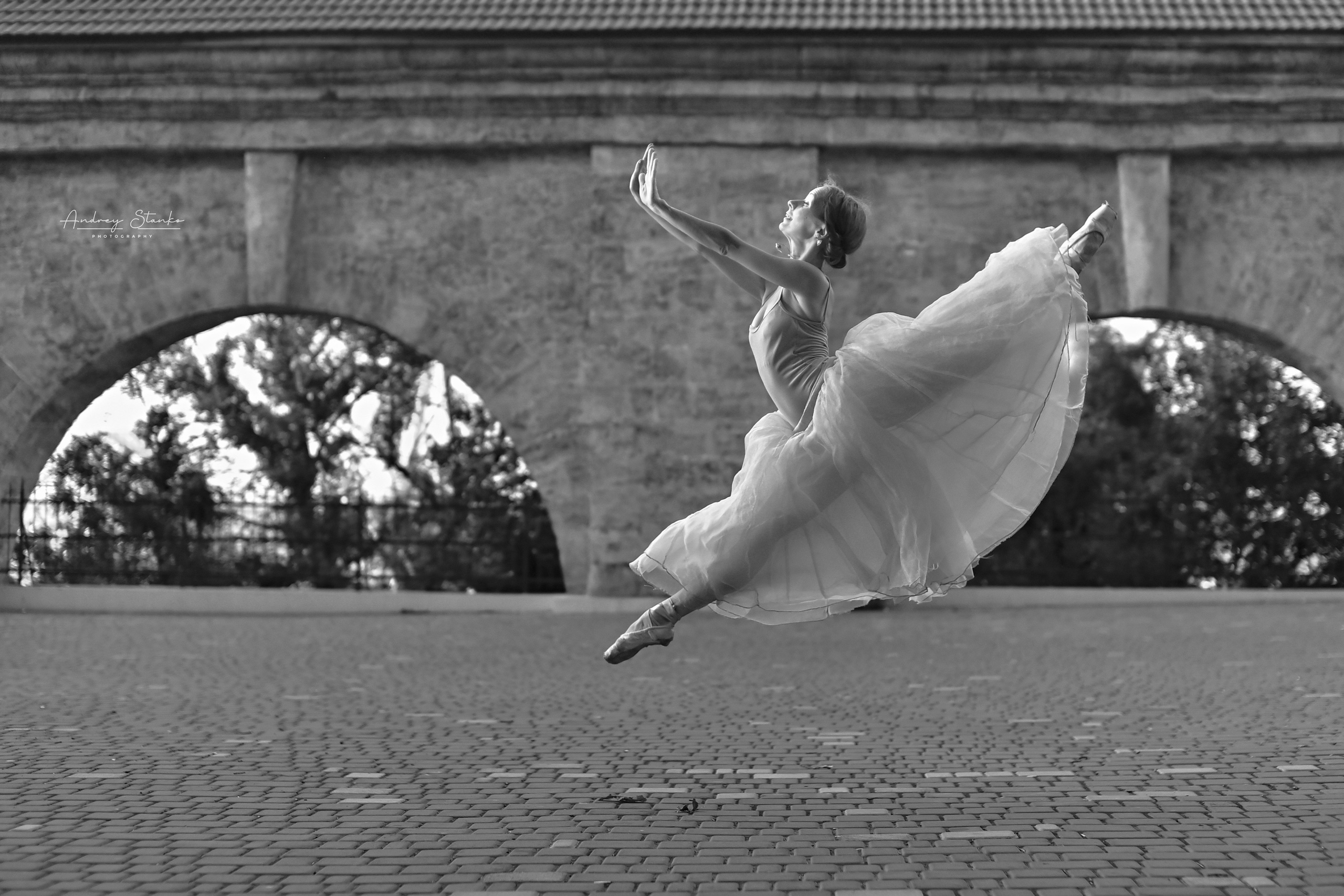 DANCE IN ODESA, UKRAINE. Awards winning photographer in Kauai, Hawaii