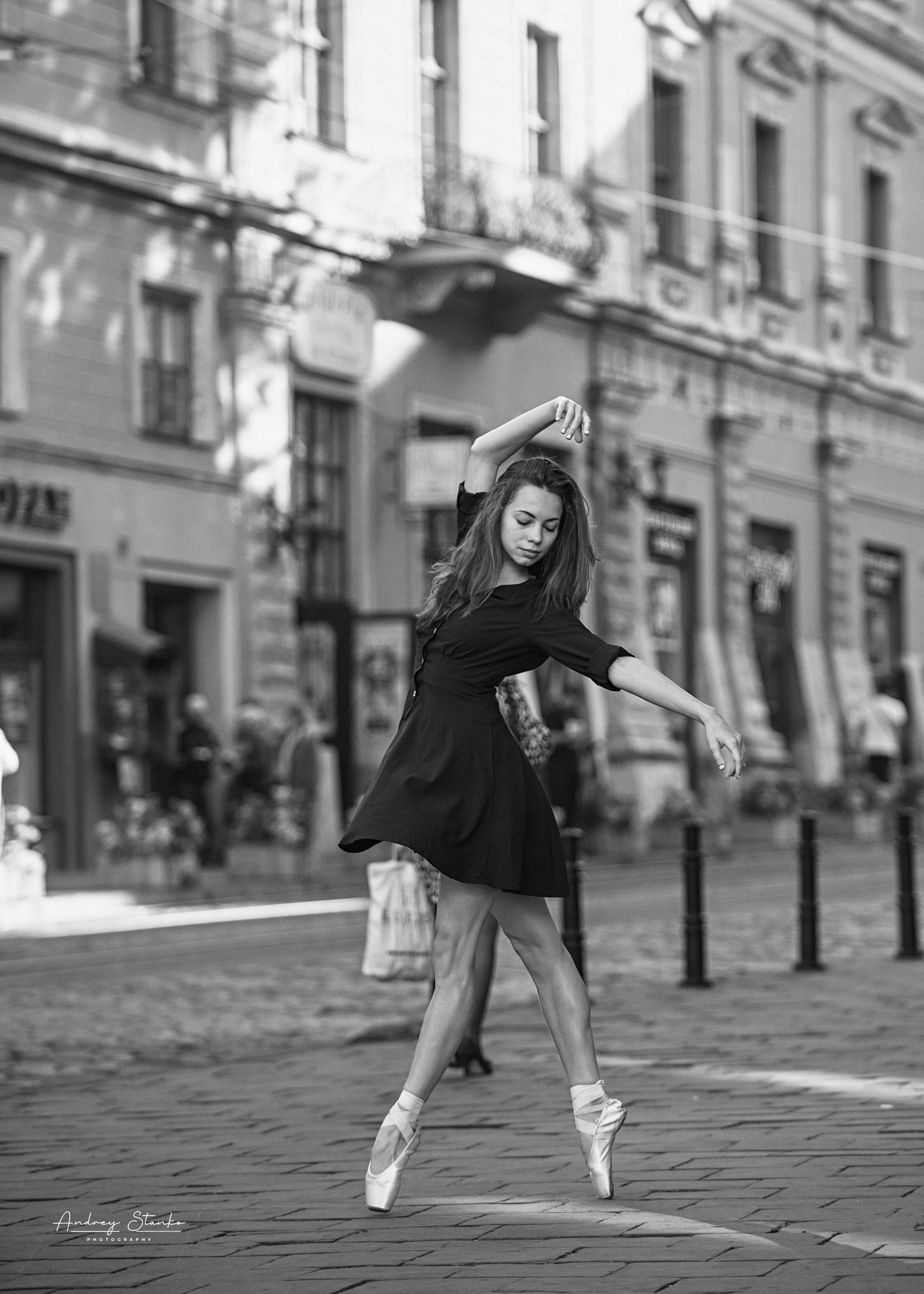 DANCE IN LVIV, UKRAINE. Awards winning photographer in Kauai, Hawaii