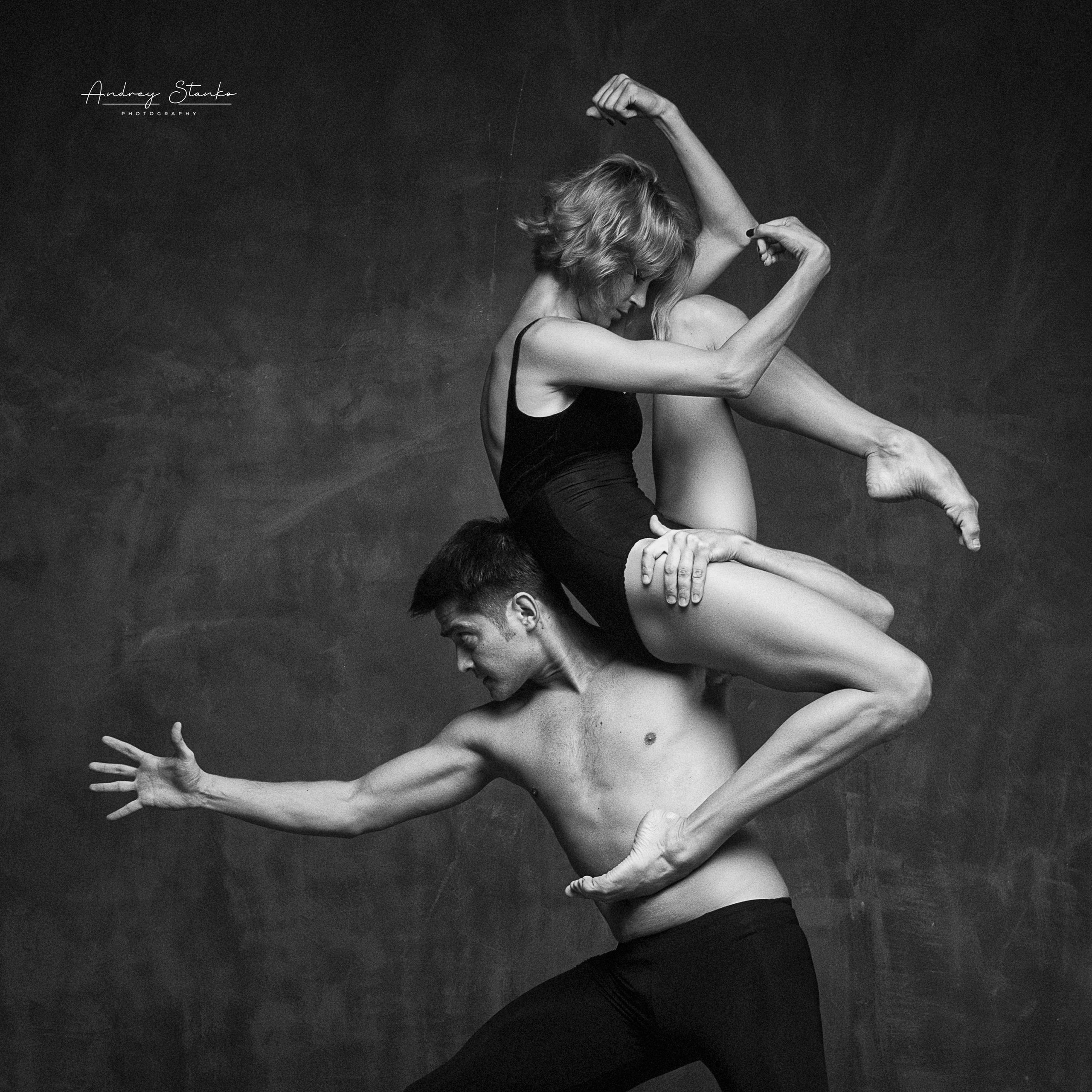 DANCE IN STUDIO. Awards winning photographer in Kauai, Hawaii