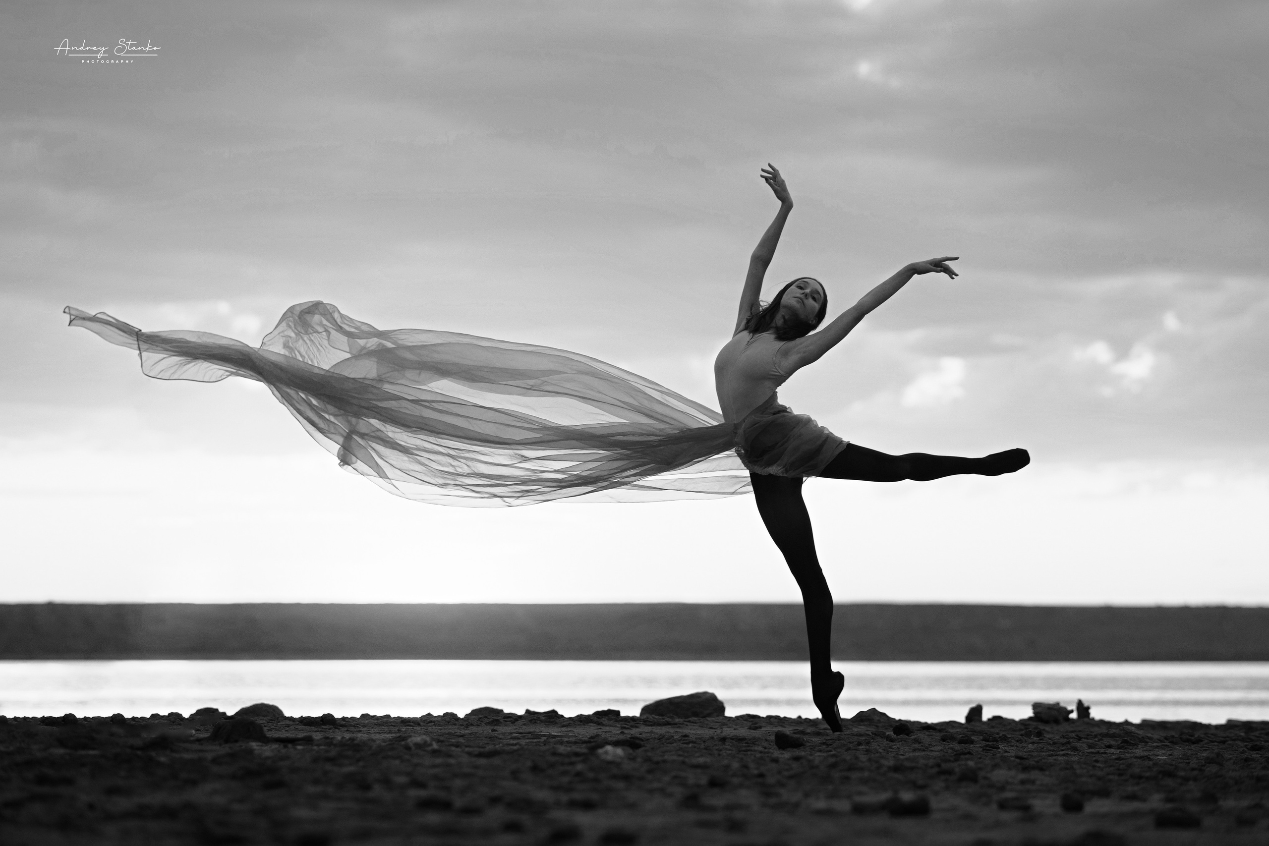 DANCE & SEA (project in progress). Awards winning photographer in Kauai, Hawaii
